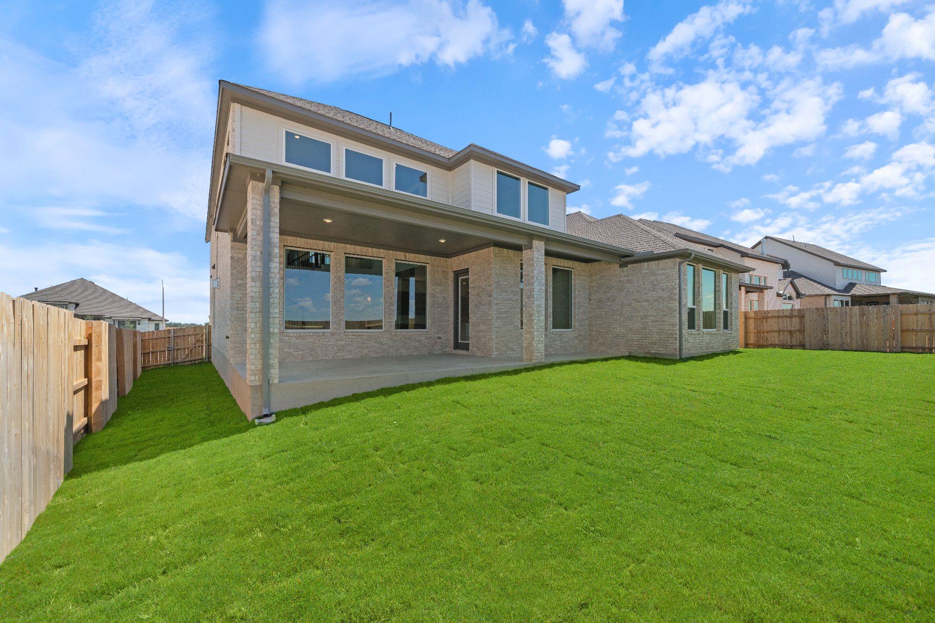 820 S Hemingway Loop, Liberty Hill, TX 78642