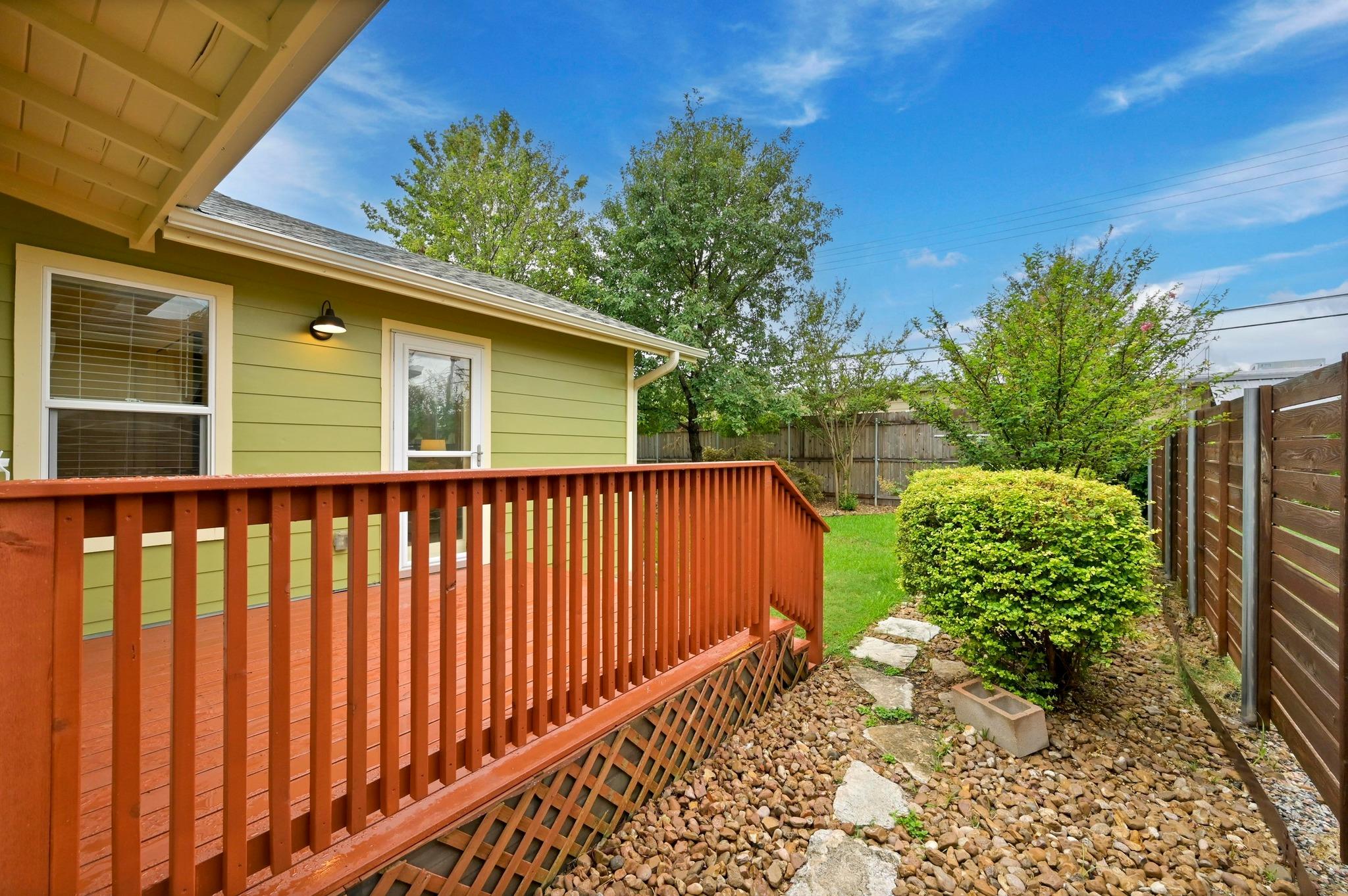 6102 Laird Dr, Austin, TX 78757