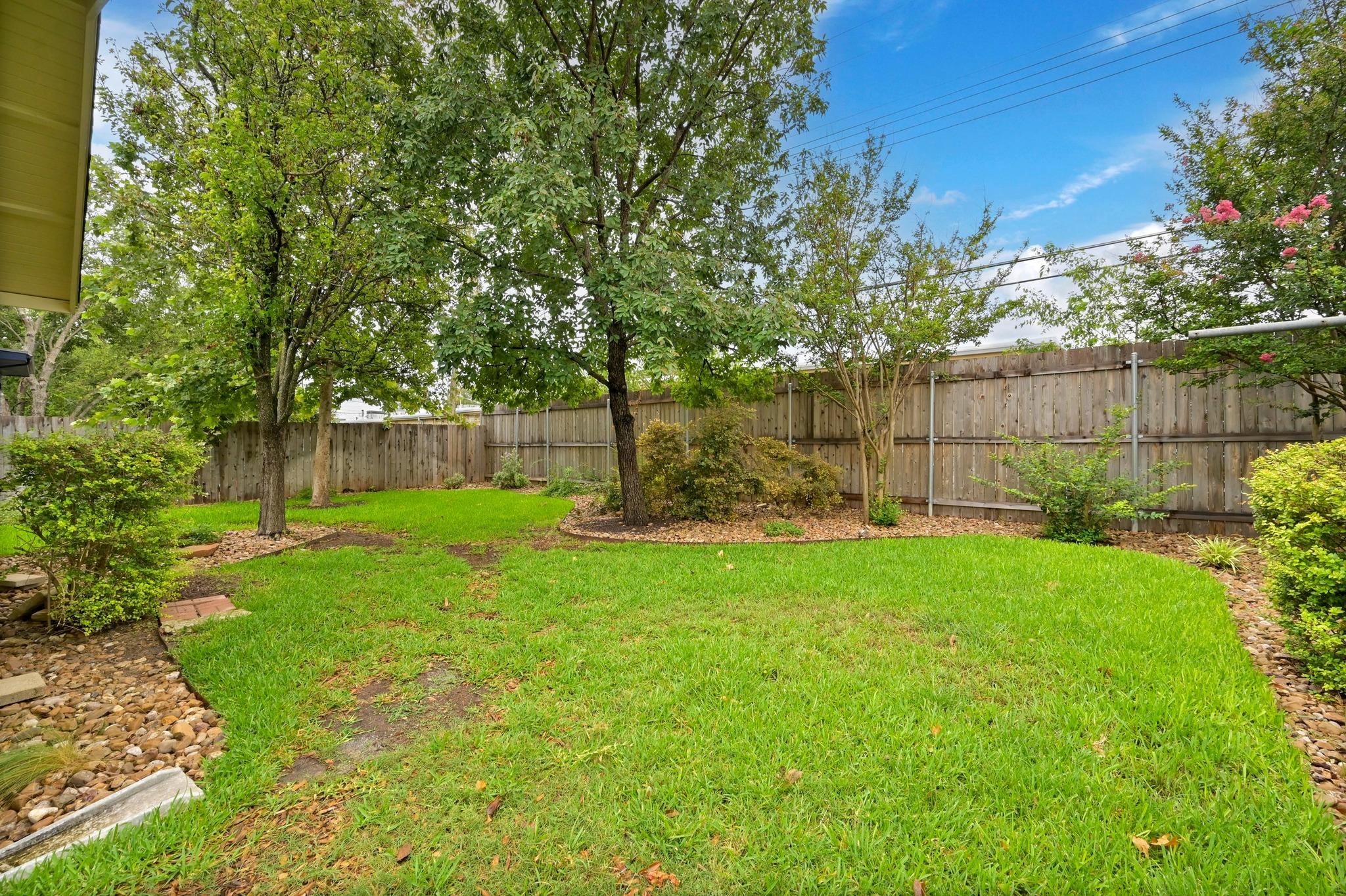 6102 Laird Dr, Austin, TX 78757