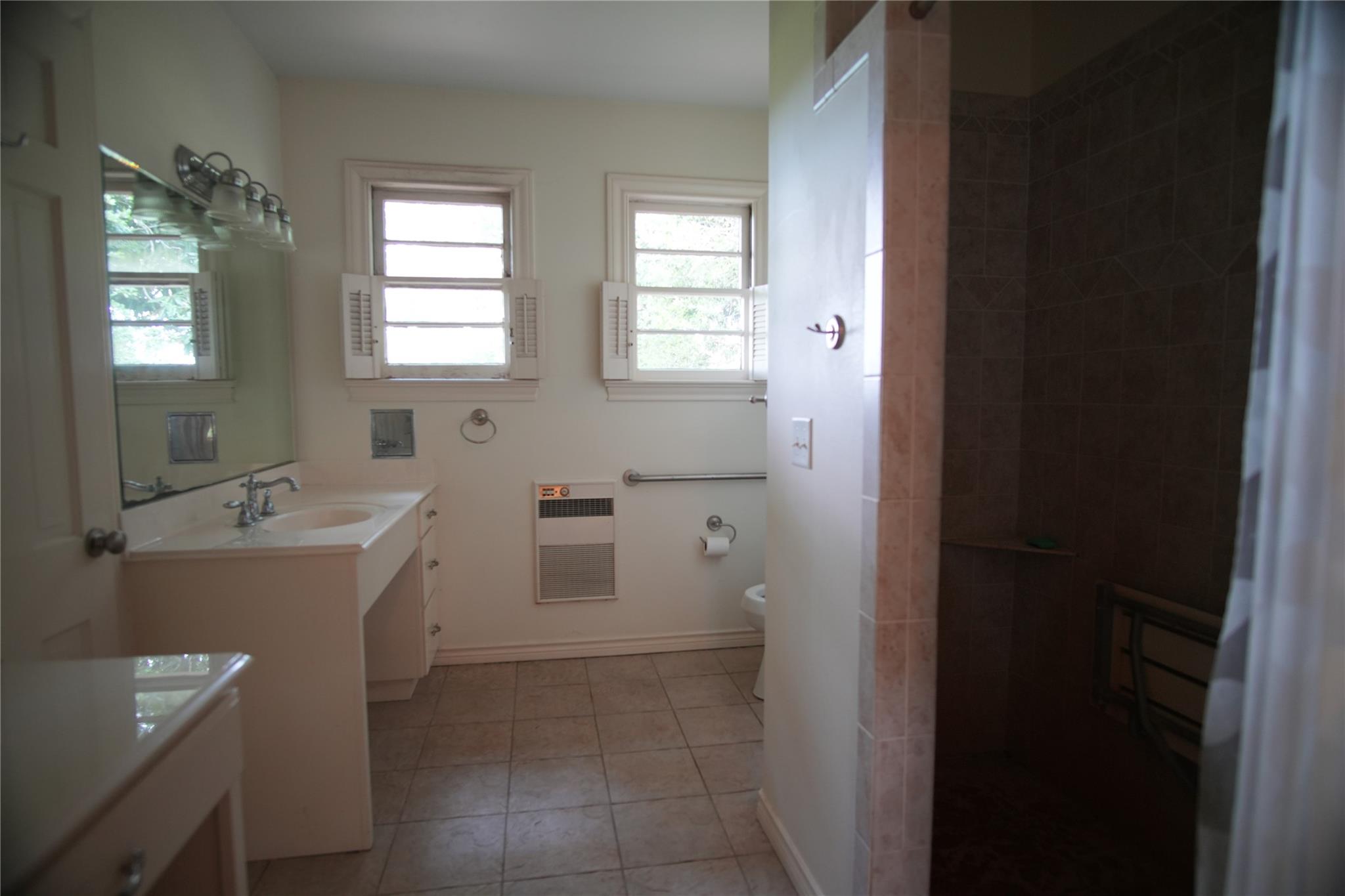 17137 County Road 319, Navasota, TX 77868