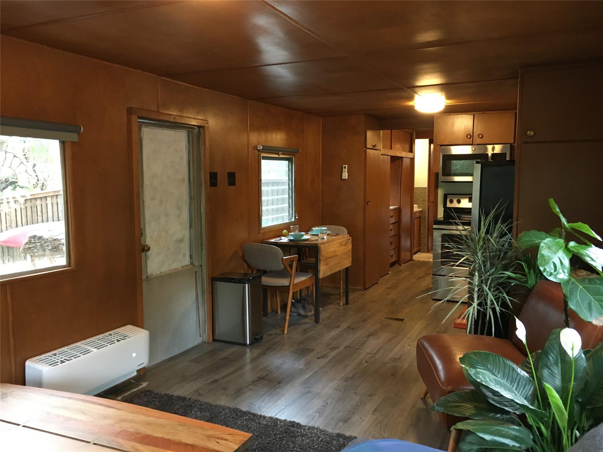 164 Shoreline Dr, Bastrop, TX 78602
