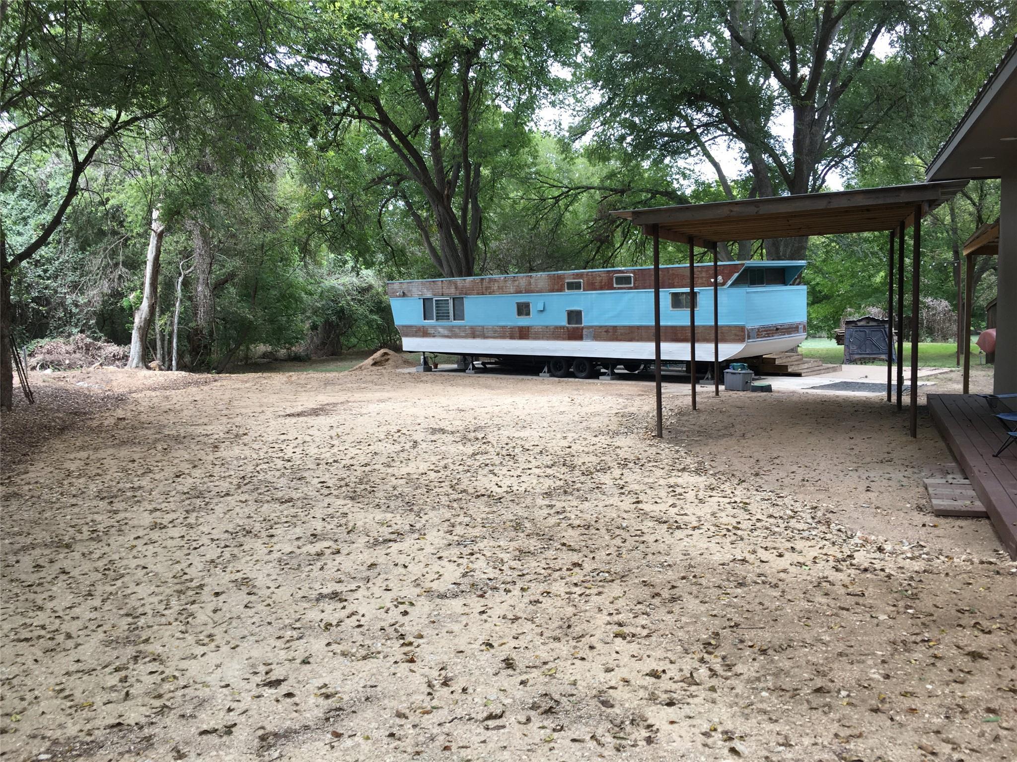 164 Shoreline Dr, Bastrop, TX 78602
