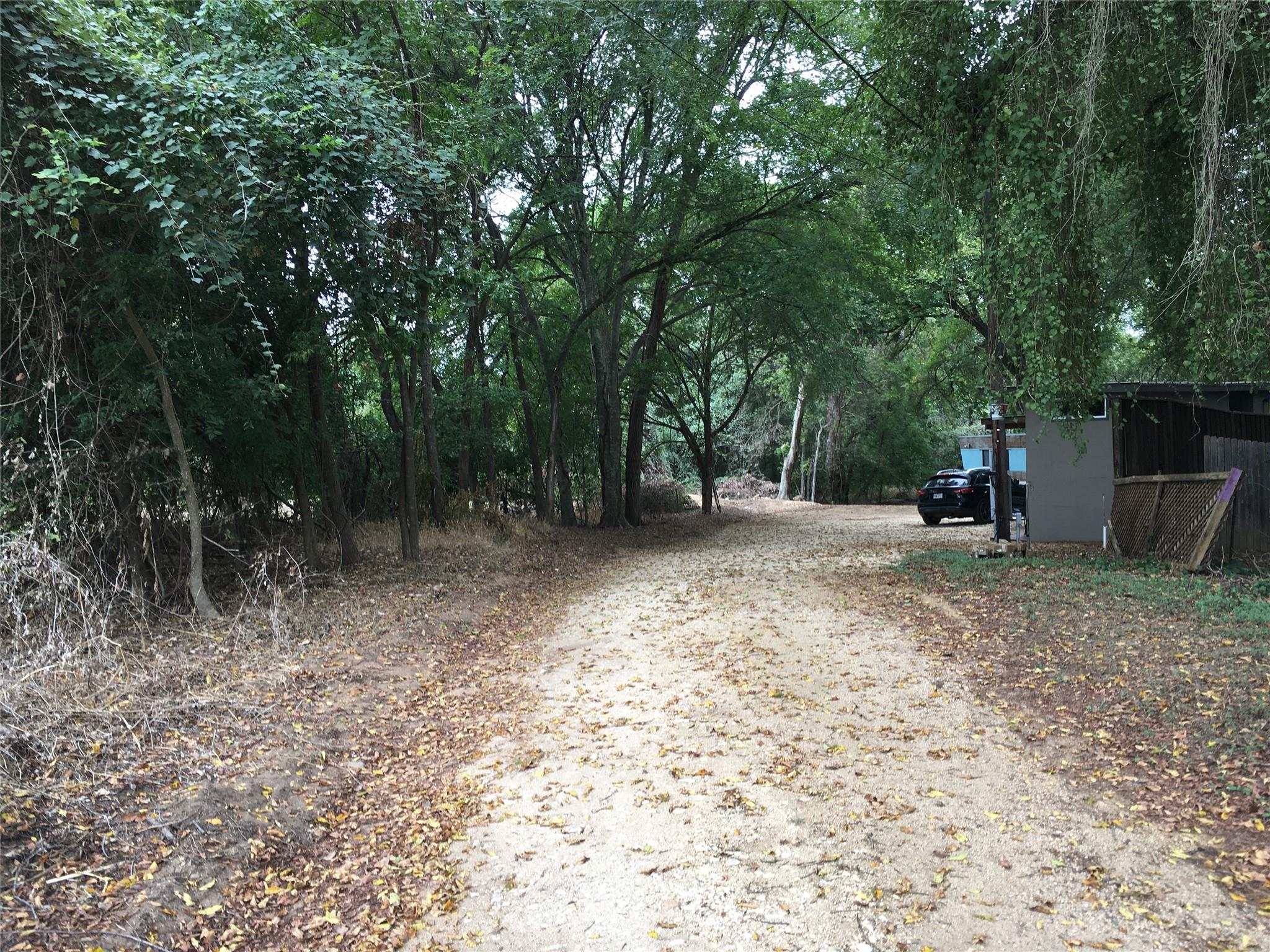 164 Shoreline Dr, Bastrop, TX 78602