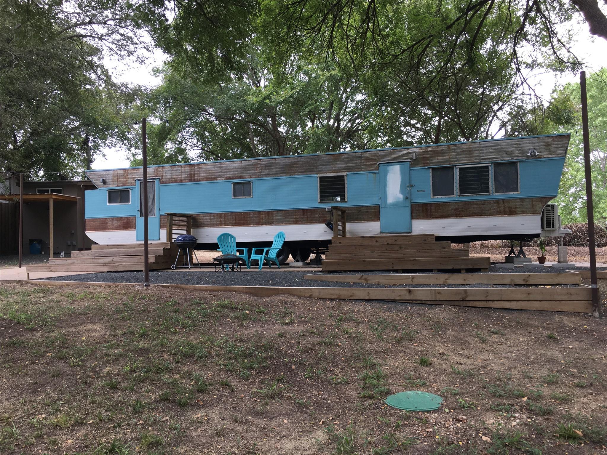 164 Shoreline Dr, Bastrop, TX 78602