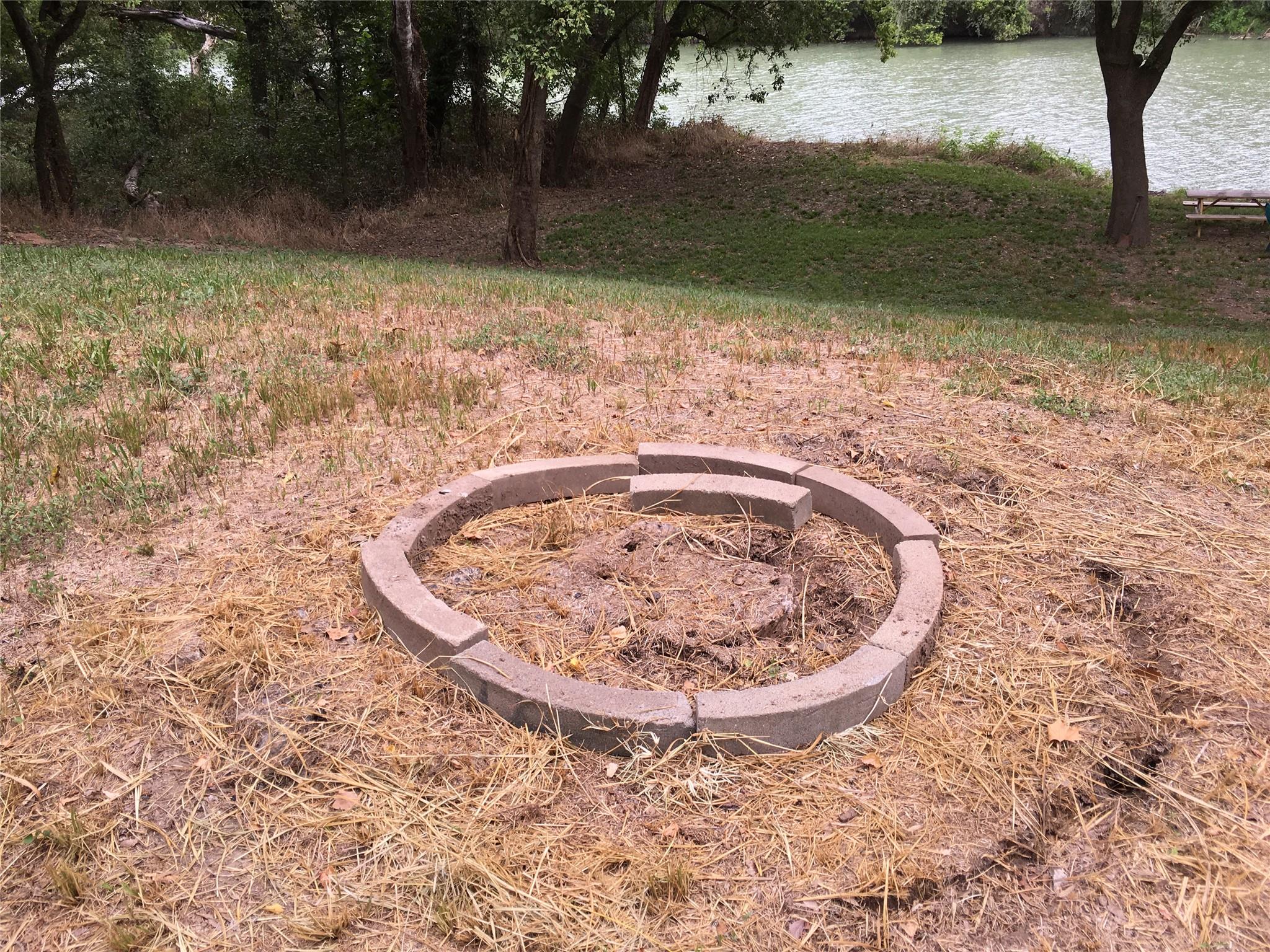 164 Shoreline Dr, Bastrop, TX 78602