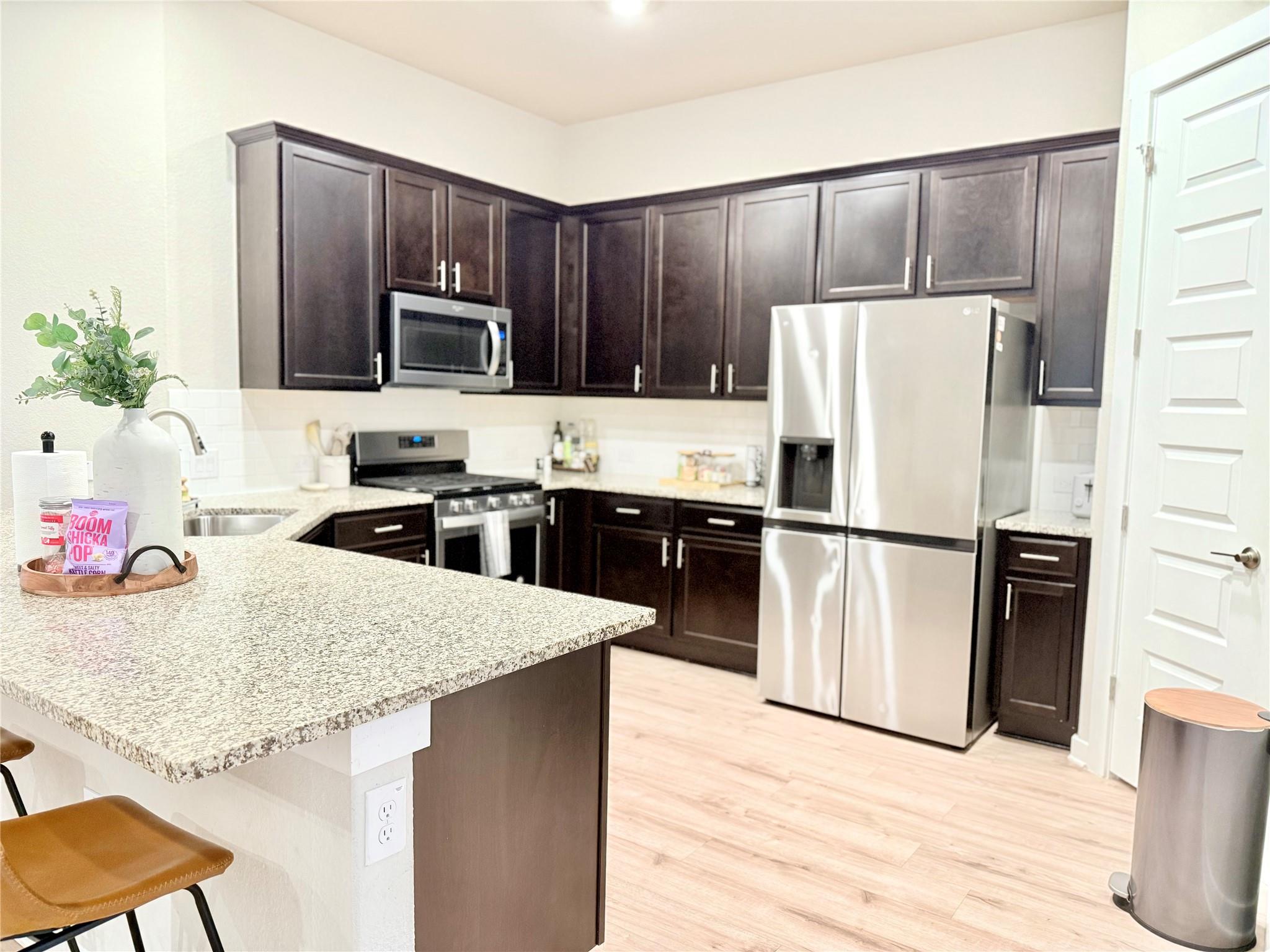 2416 Bear Cub Bnd, Leander, TX 78641