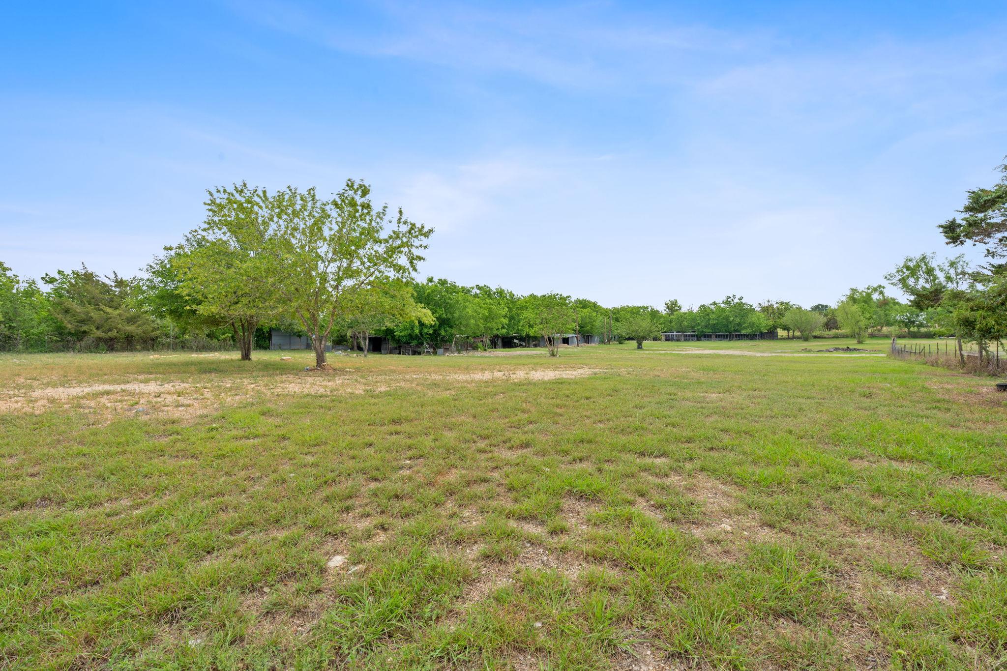 9900 Shively Ln, Austin, TX 78747