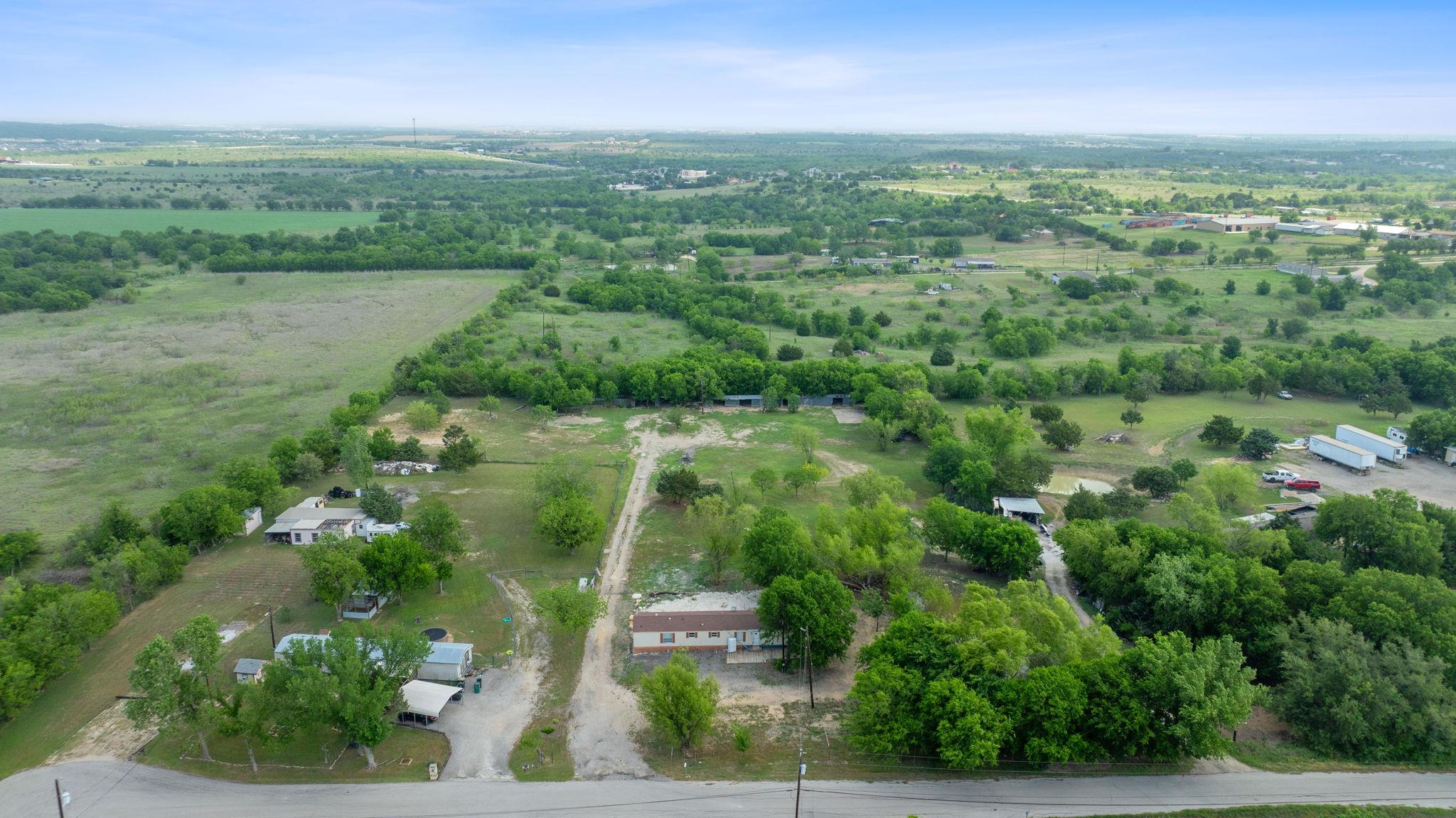 9900 Shively Ln, Austin, TX 78747