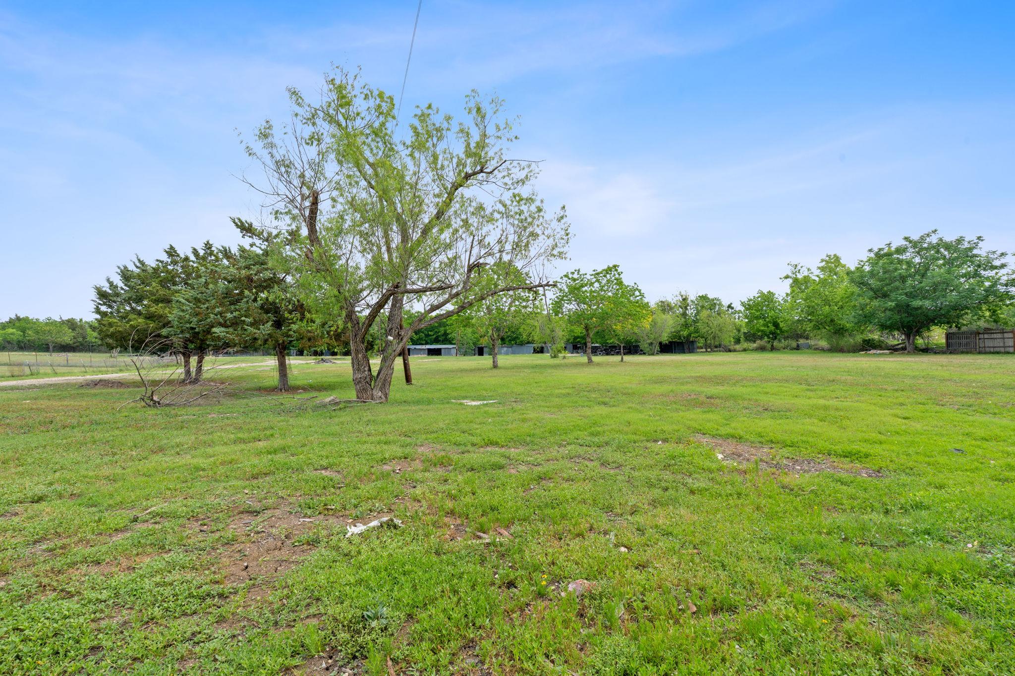 9900 Shively Ln, Austin, TX 78747