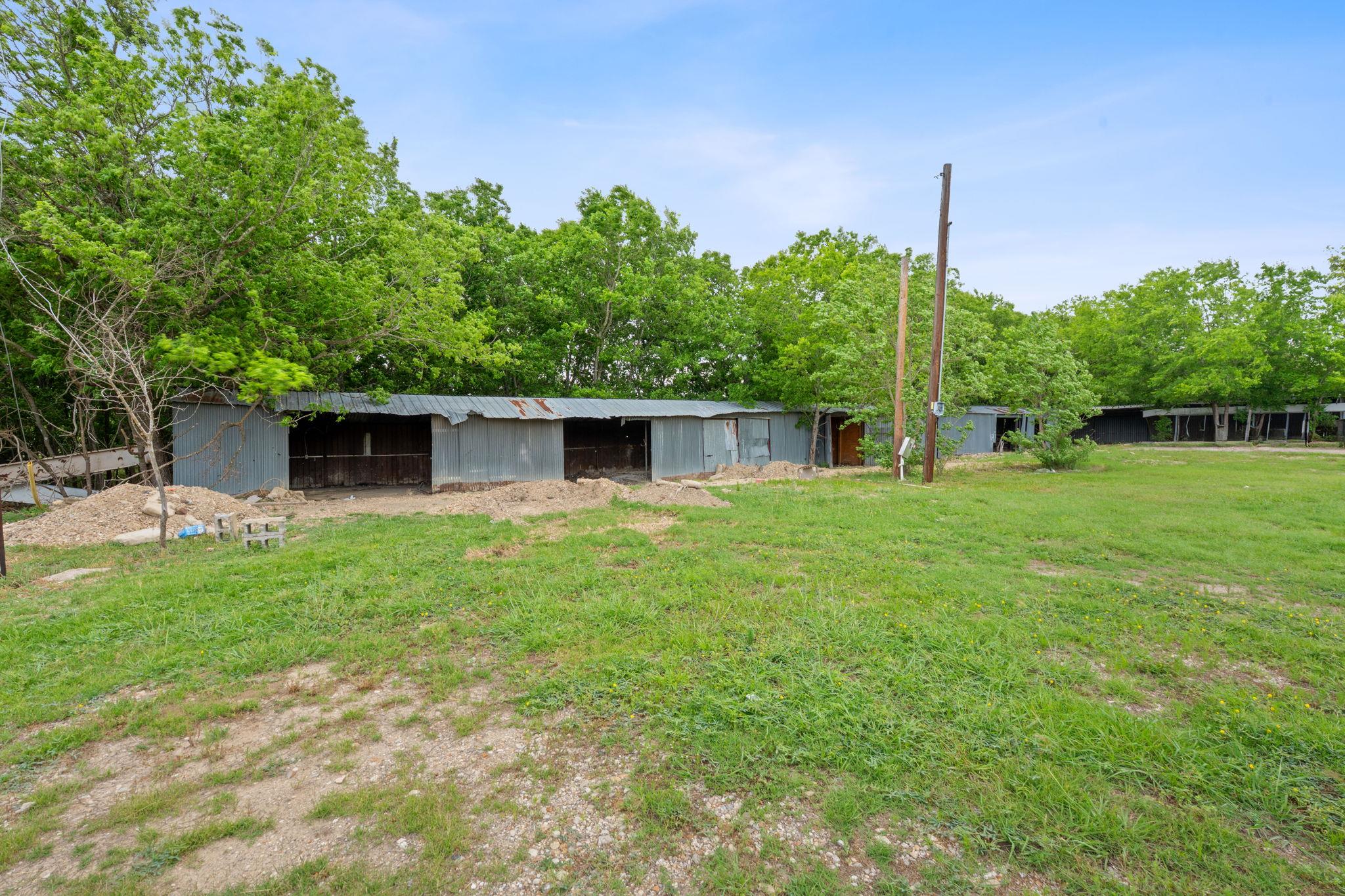 9900 Shively Ln, Austin, TX 78747