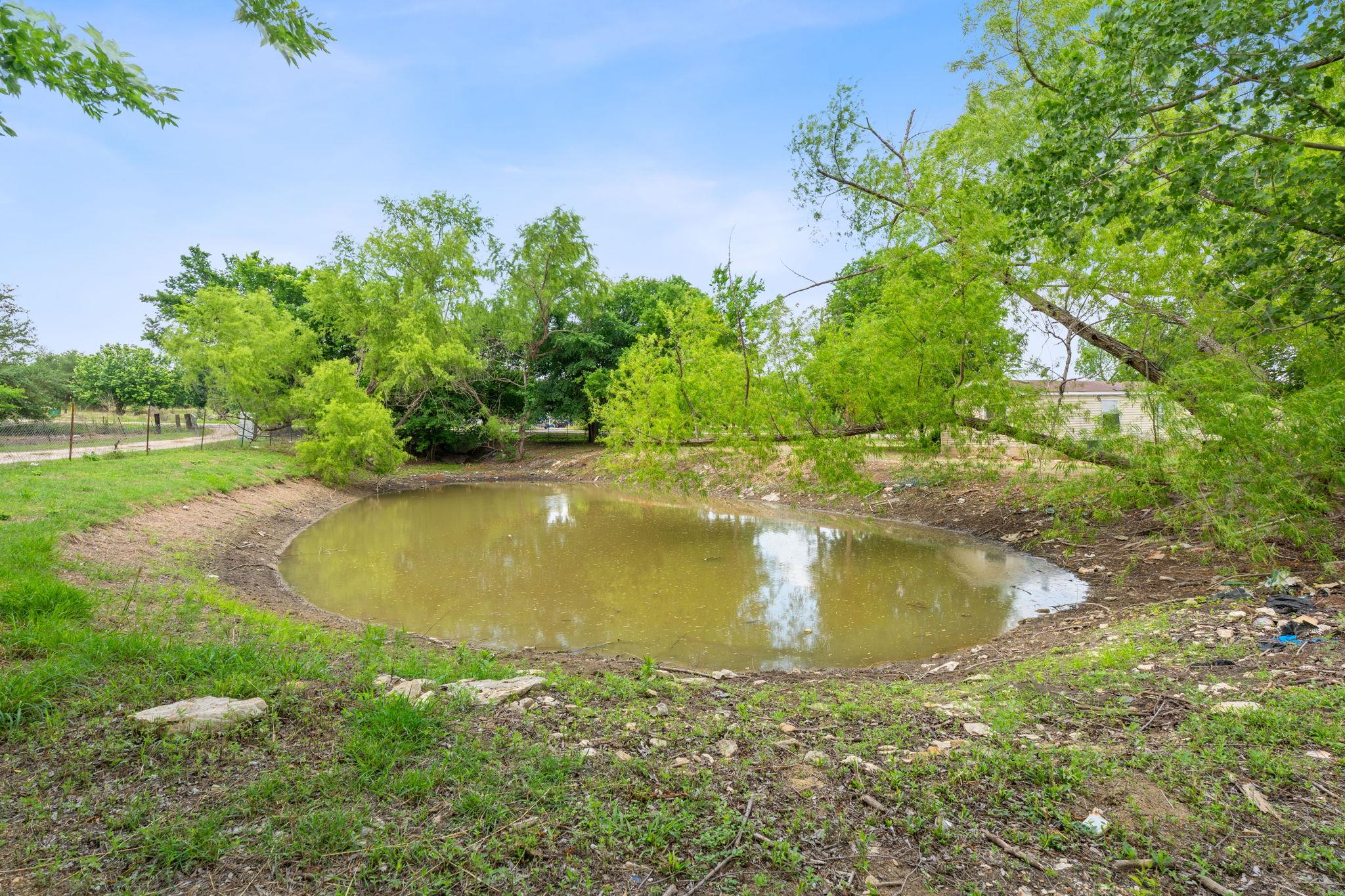 9900 Shively Ln, Austin, TX 78747
