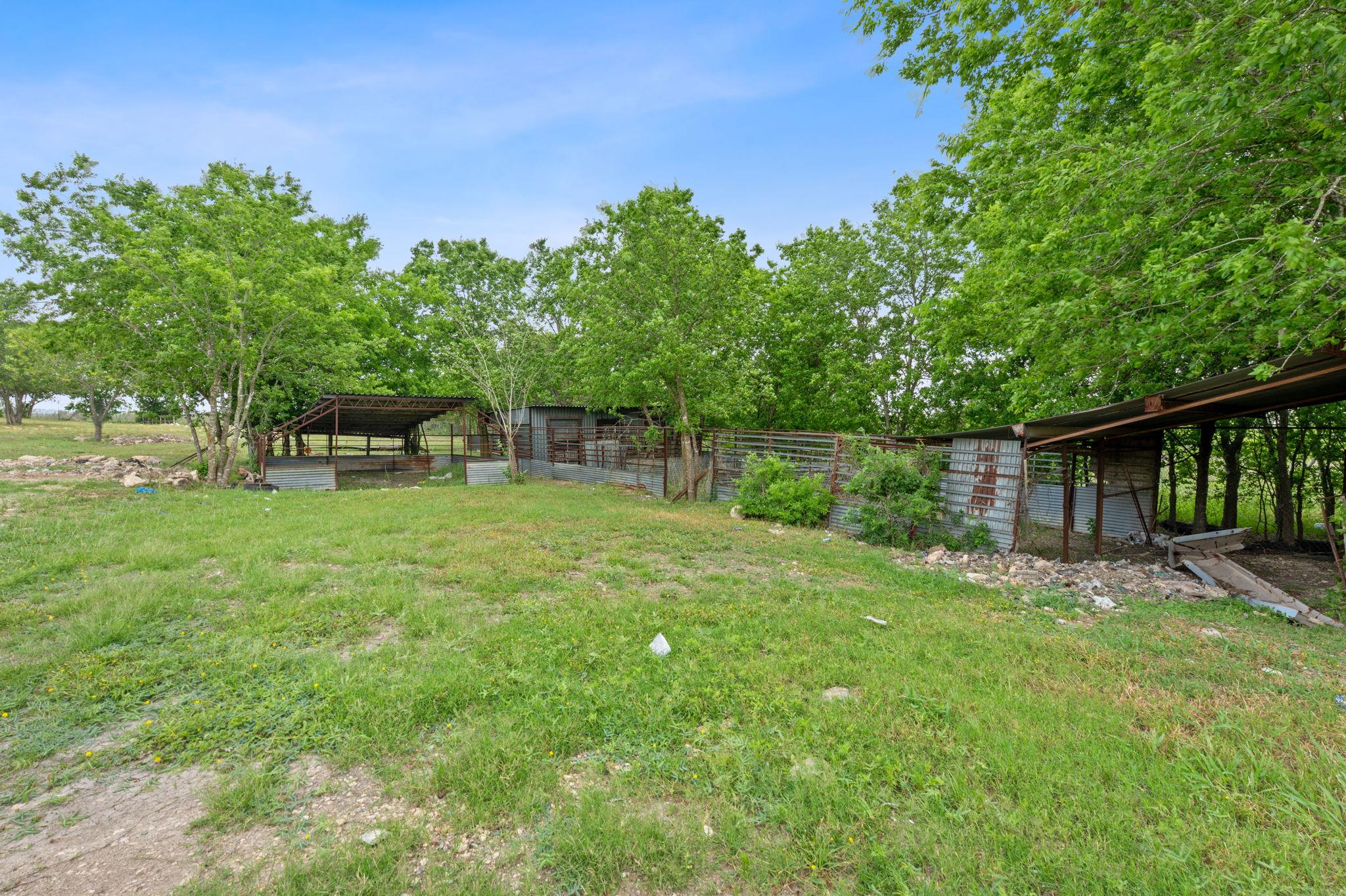 9900 Shively Ln, Austin, TX 78747