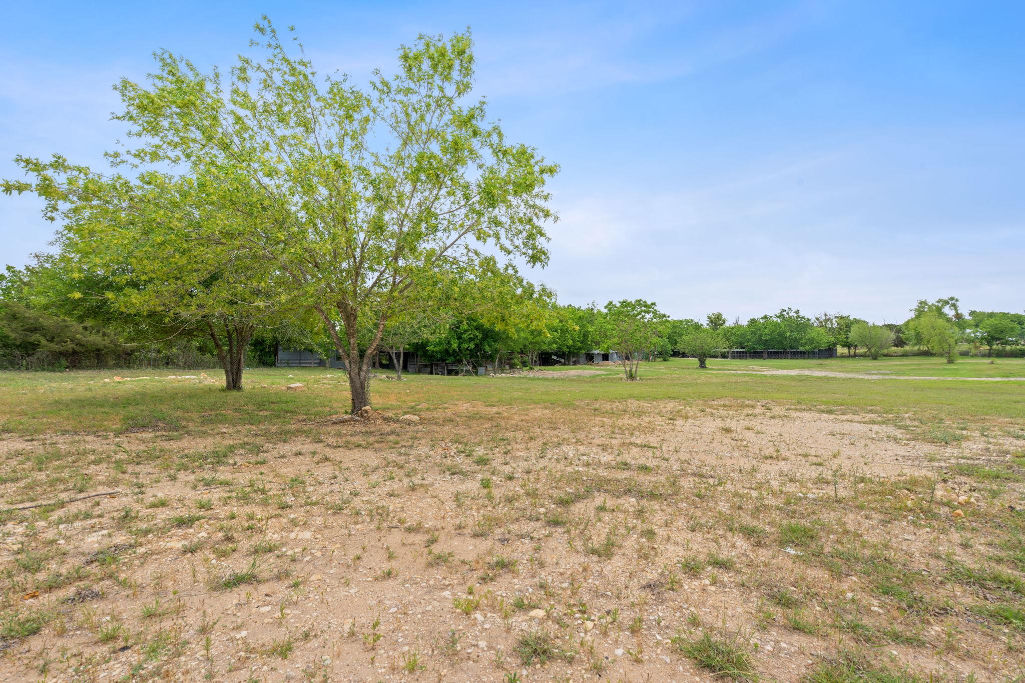 9900 Shively Ln, Austin, TX 78747
