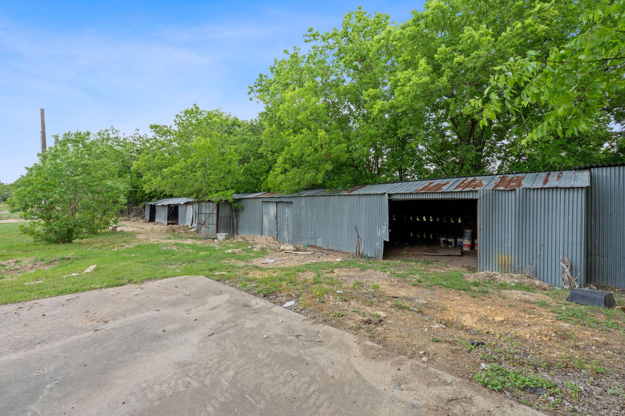 9900 Shively Ln, Austin, TX 78747