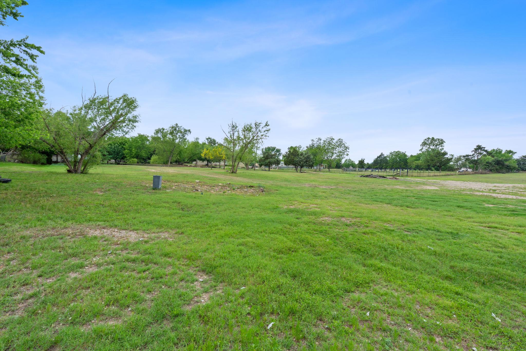 9900 Shively Ln, Austin, TX 78747