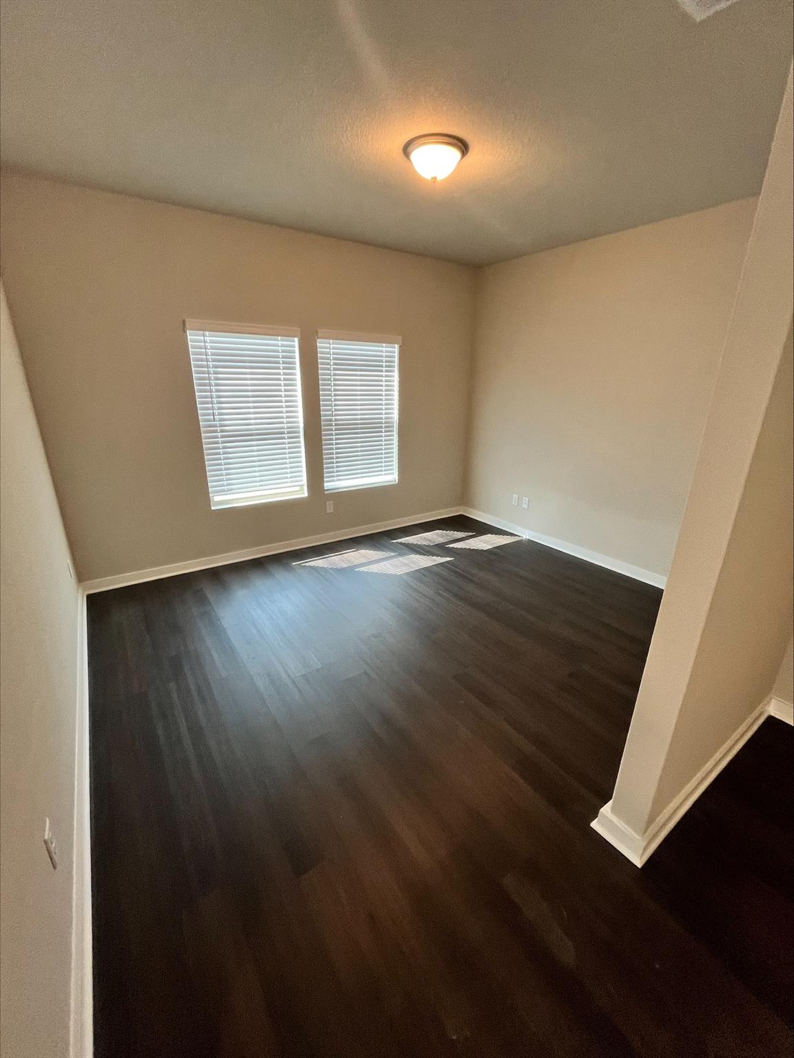 301 Memita Rd, Jarrell, TX 76537