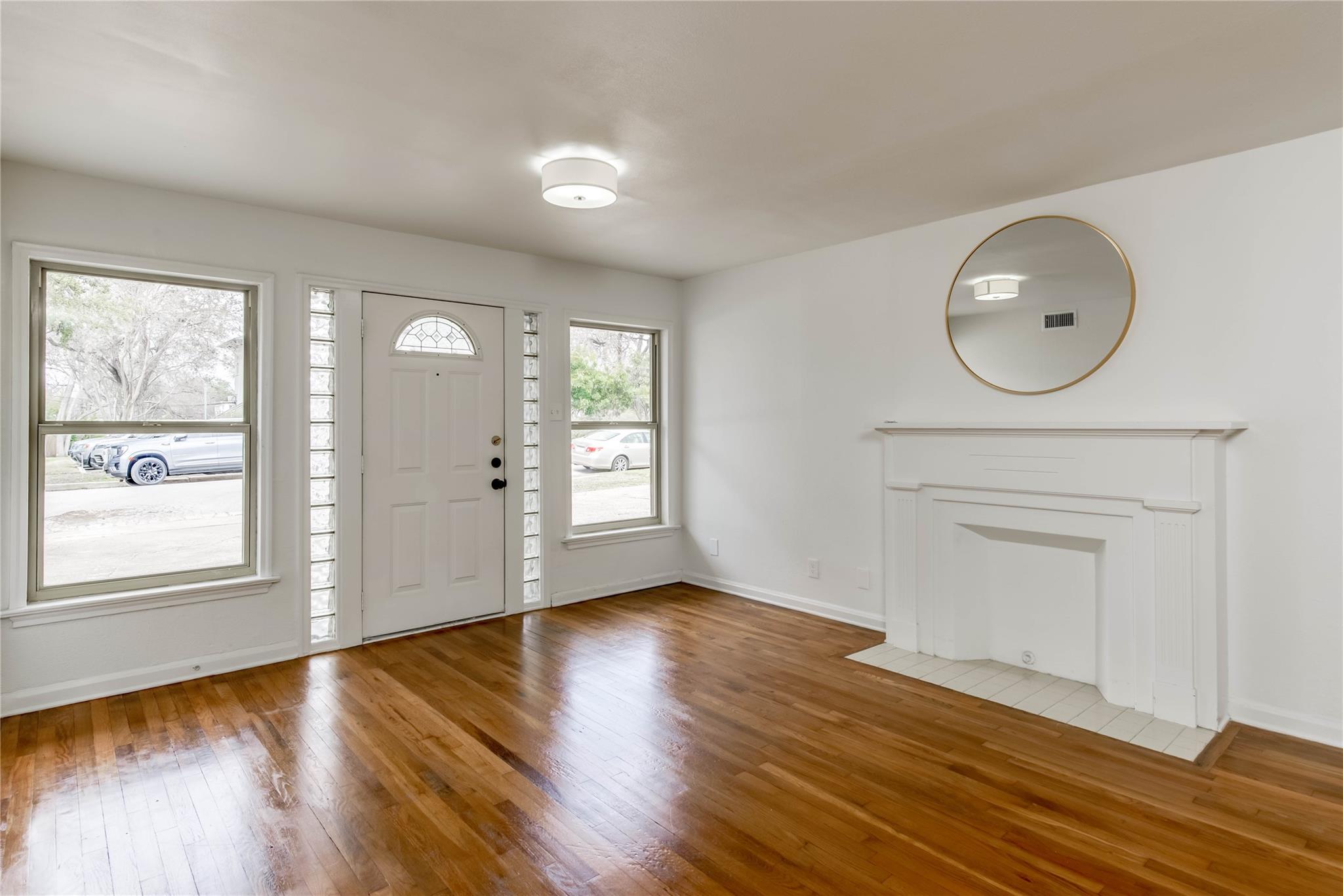 1409 Enfield Rd, Austin, TX 78703