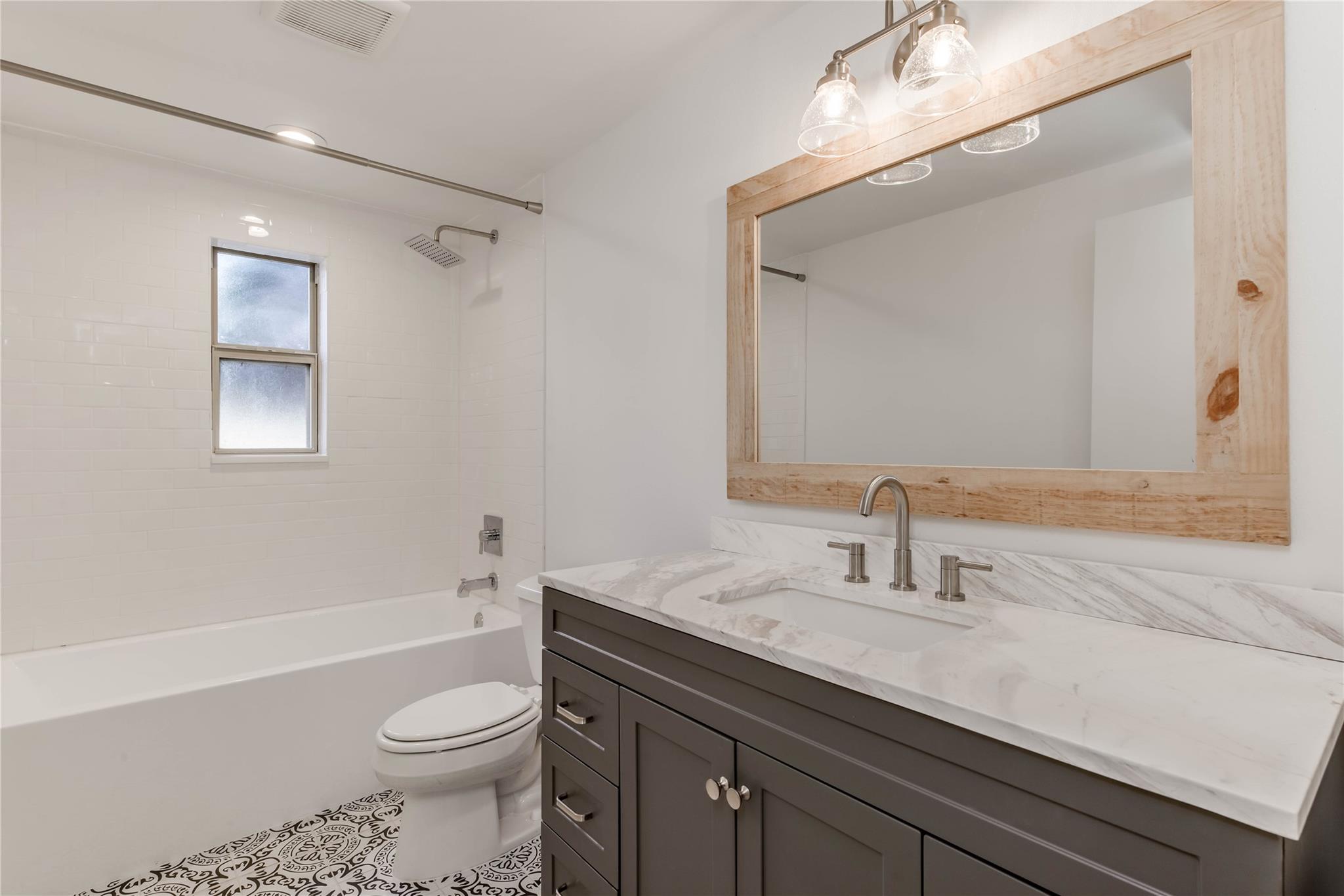 1409 Enfield Rd, Austin, TX 78703