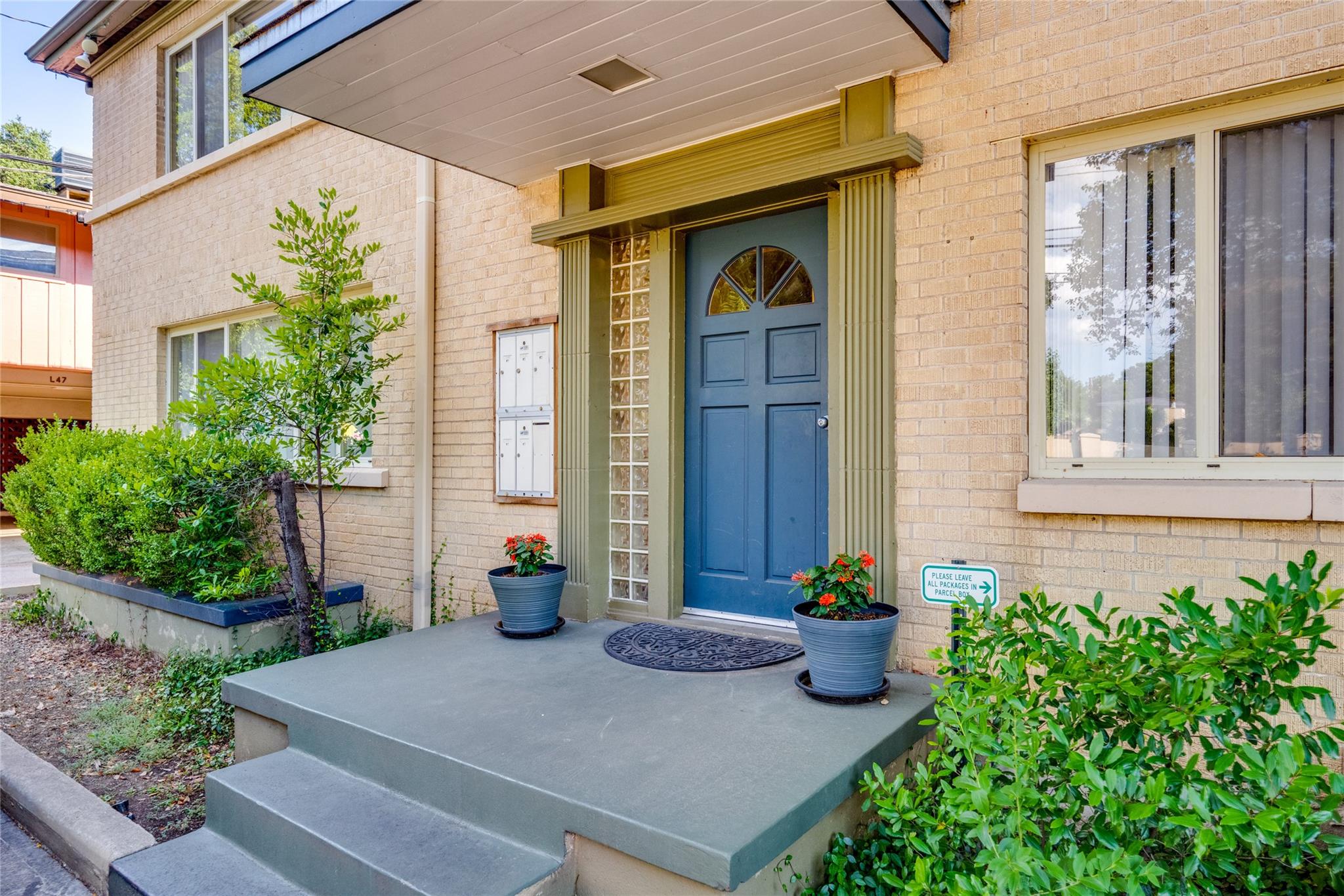 1409 Enfield Rd, Austin, TX 78703