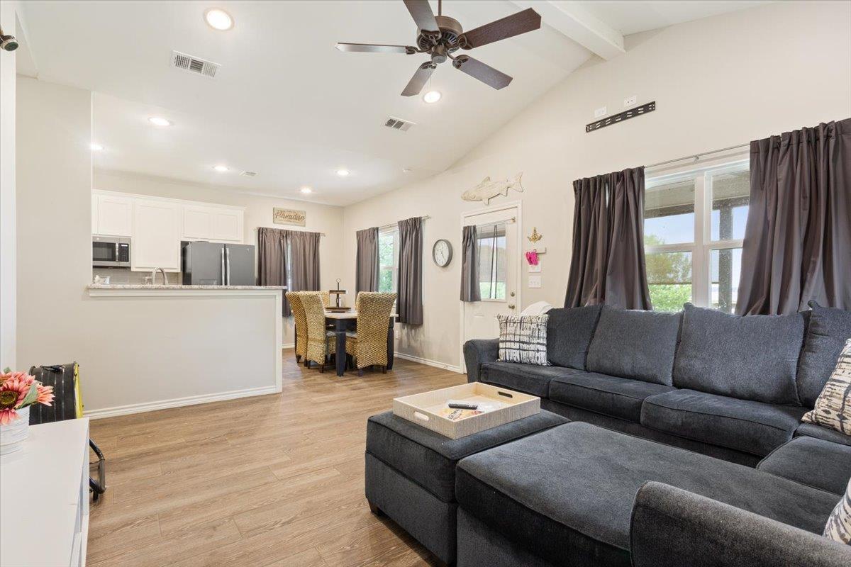 113 Lcr 913, Jewett, TX 75846