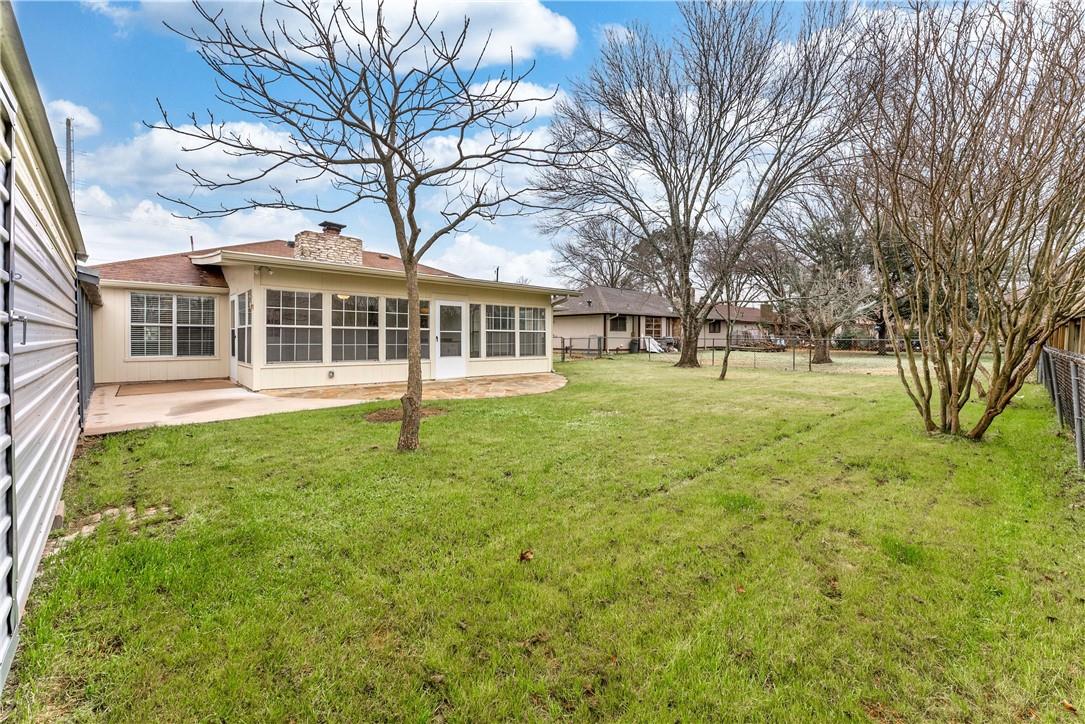 707 E Central Dr, Georgetown, TX 78628