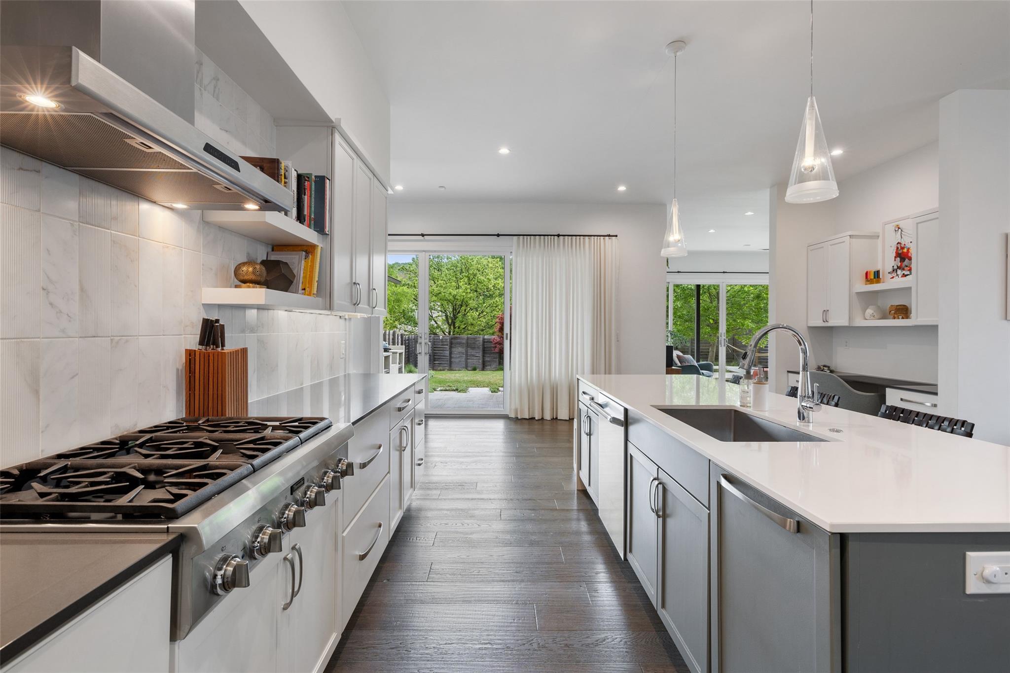 2500 Cedarview Dr, Austin, TX 78704