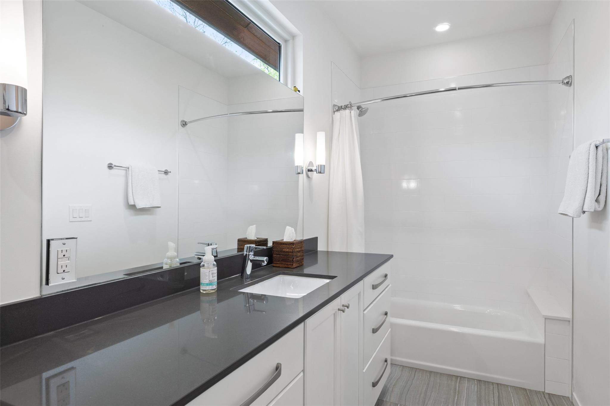 2500 Cedarview Dr, Austin, TX 78704