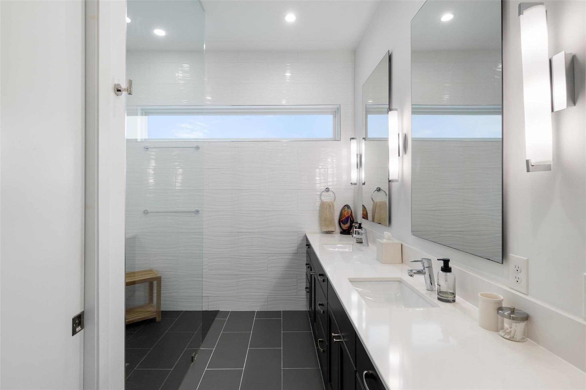 2500 Cedarview Dr, Austin, TX 78704