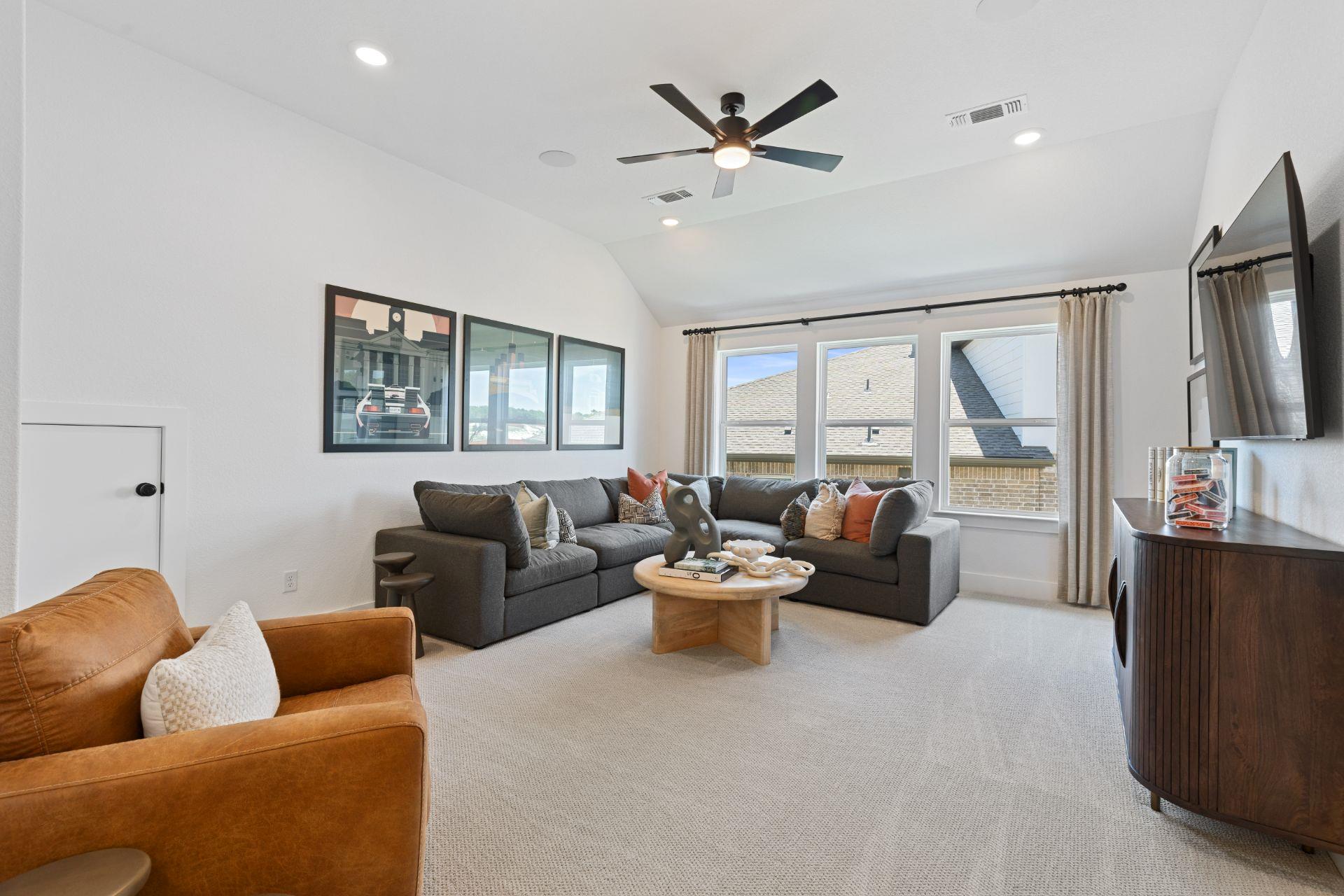 115 McMillian Dr, Liberty Hill, TX 78642