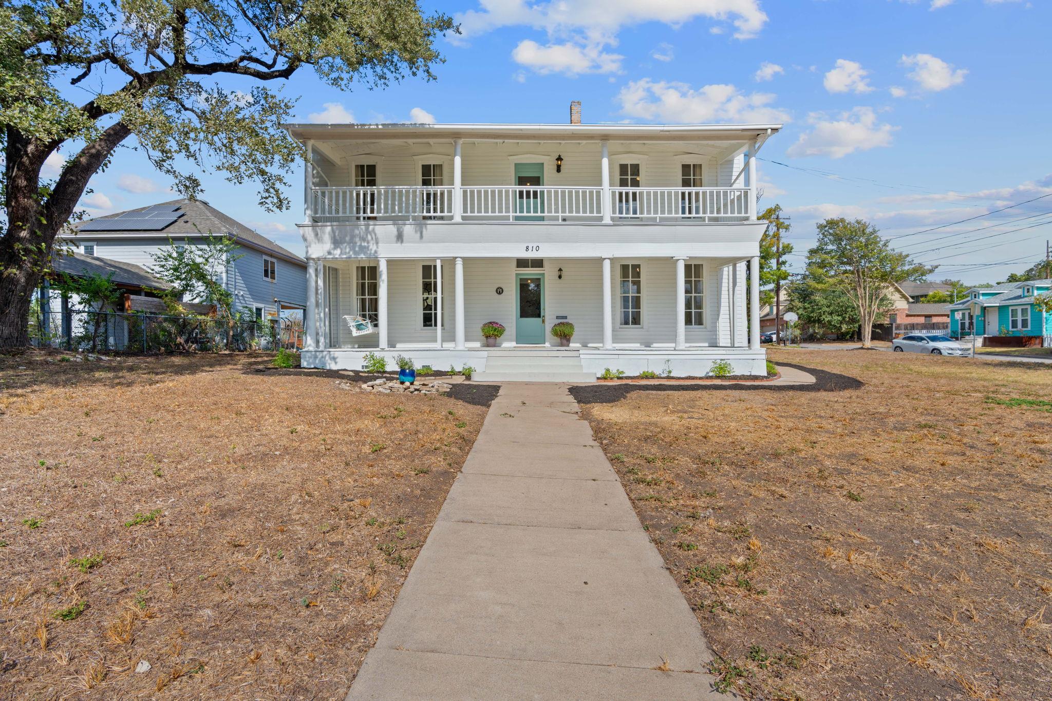 810 E 13th St, Austin, TX 78702