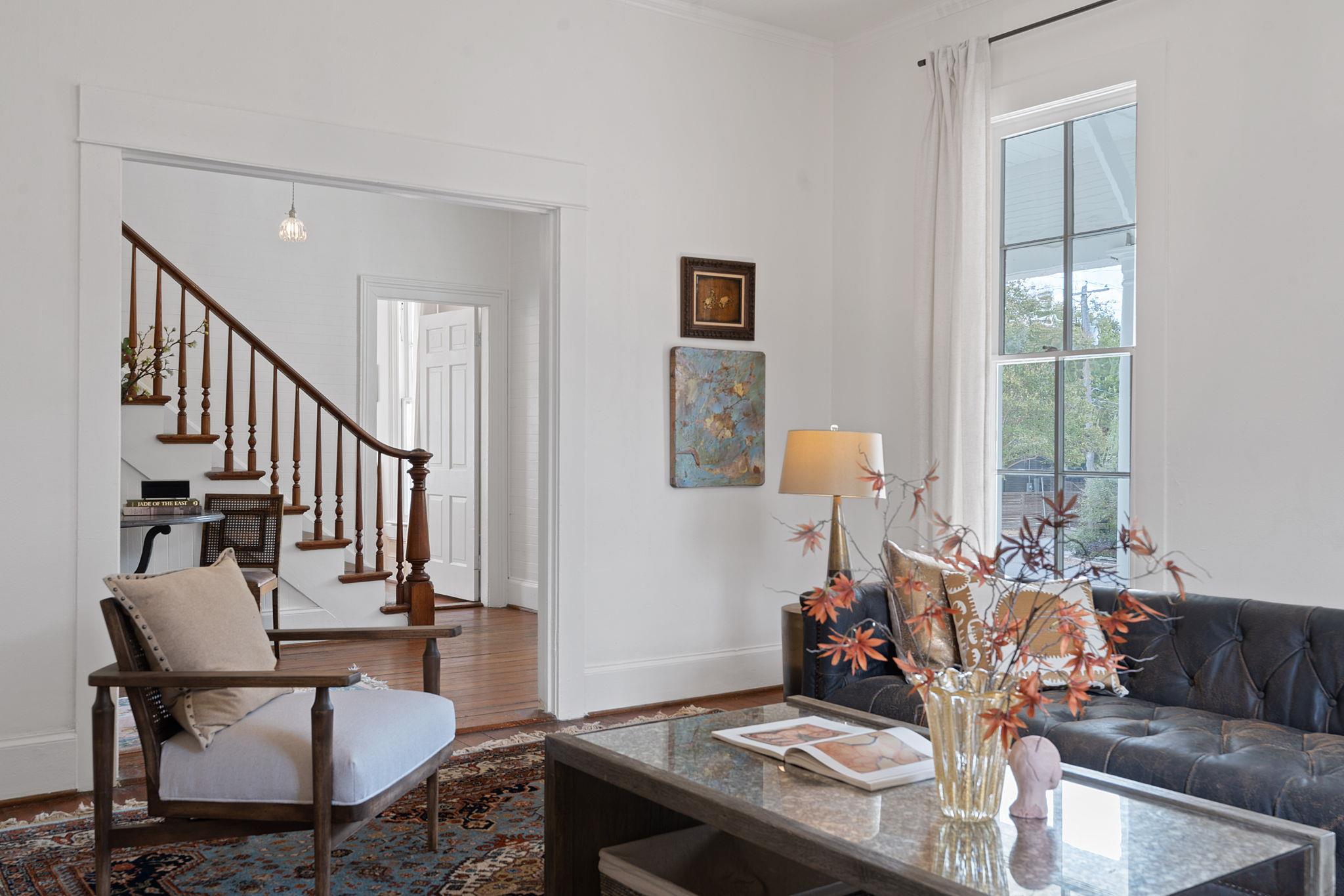 810 E 13th St, Austin, TX 78702