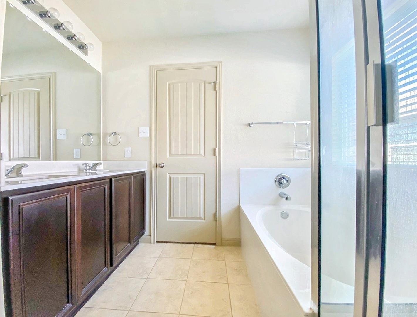 723 Spectrum Dr Dr, New Braunfels, TX 78130