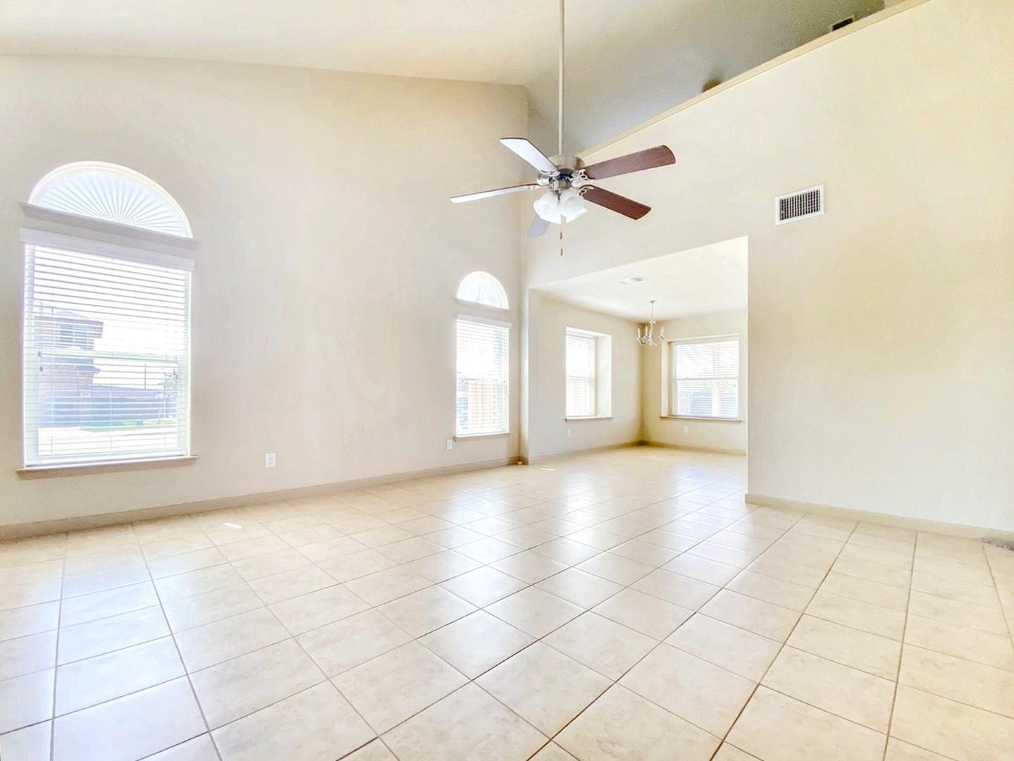 723 Spectrum Dr Dr, New Braunfels, TX 78130