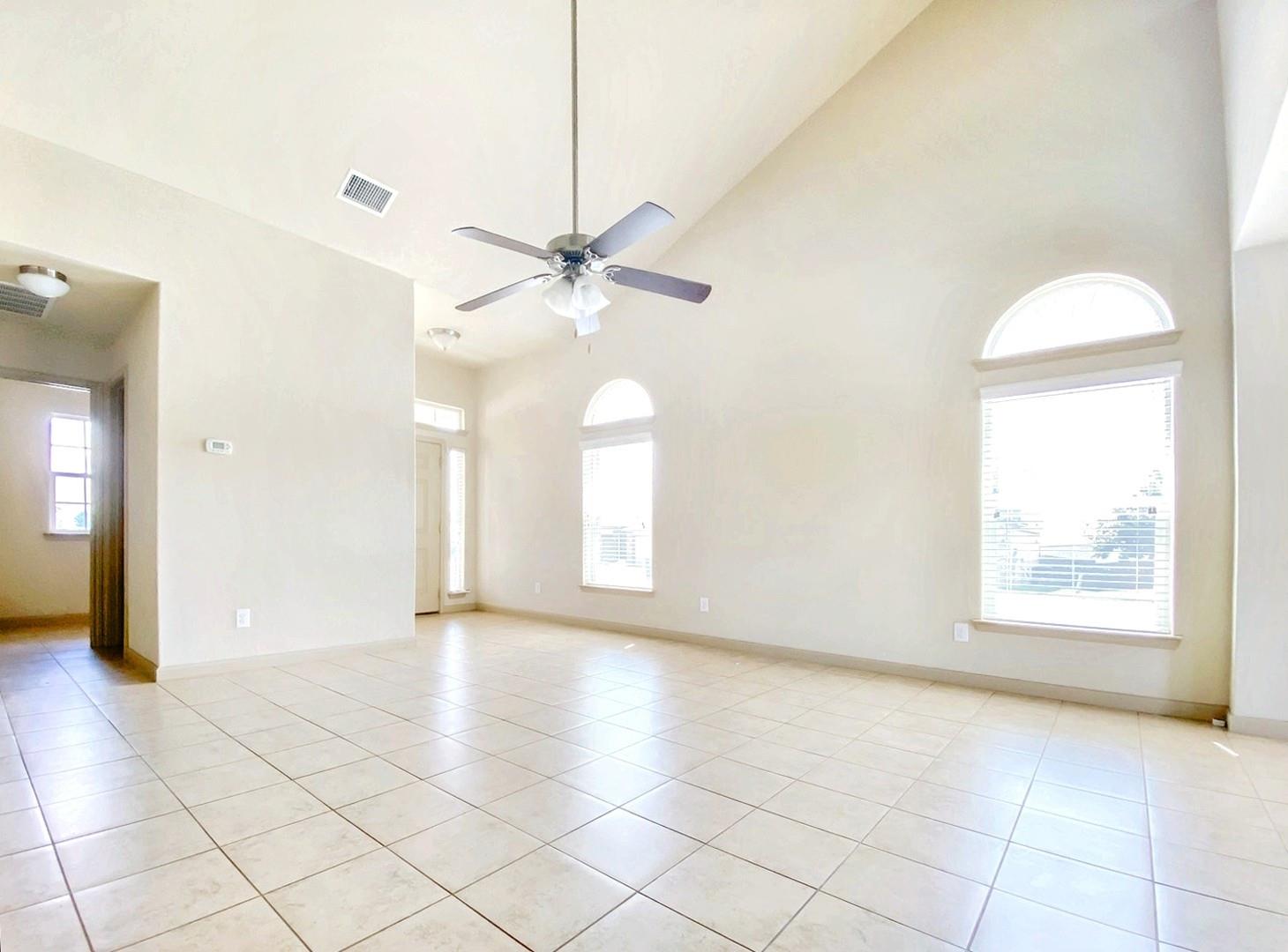 723 Spectrum Dr Dr, New Braunfels, TX 78130