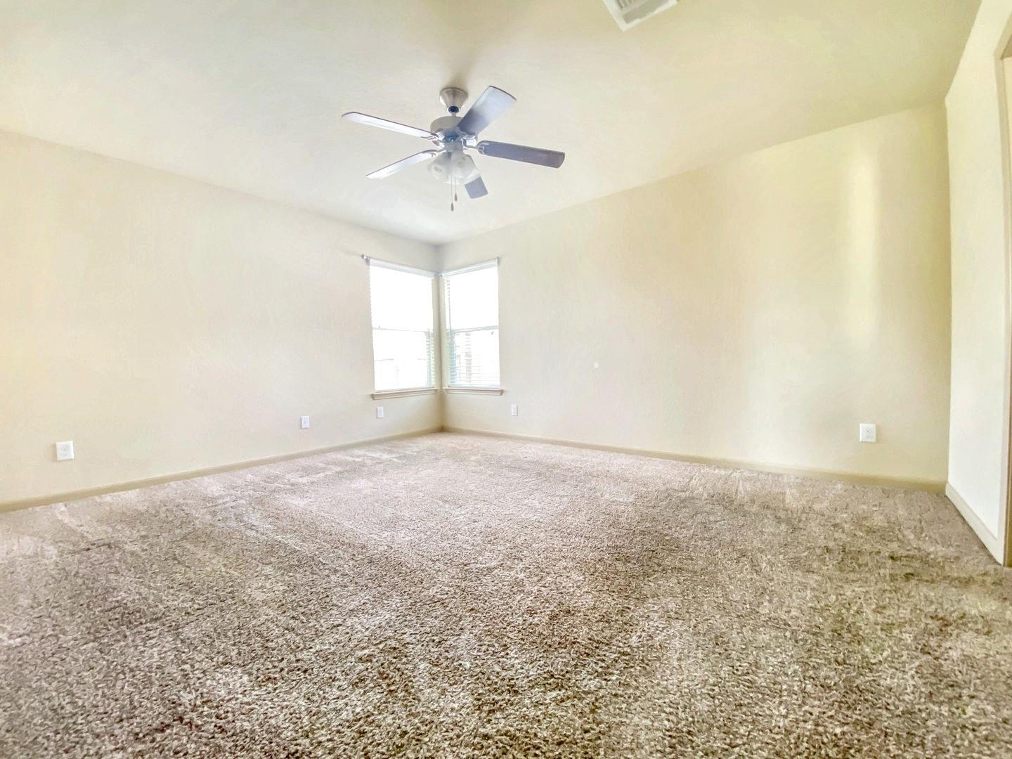723 Spectrum Dr Dr, New Braunfels, TX 78130