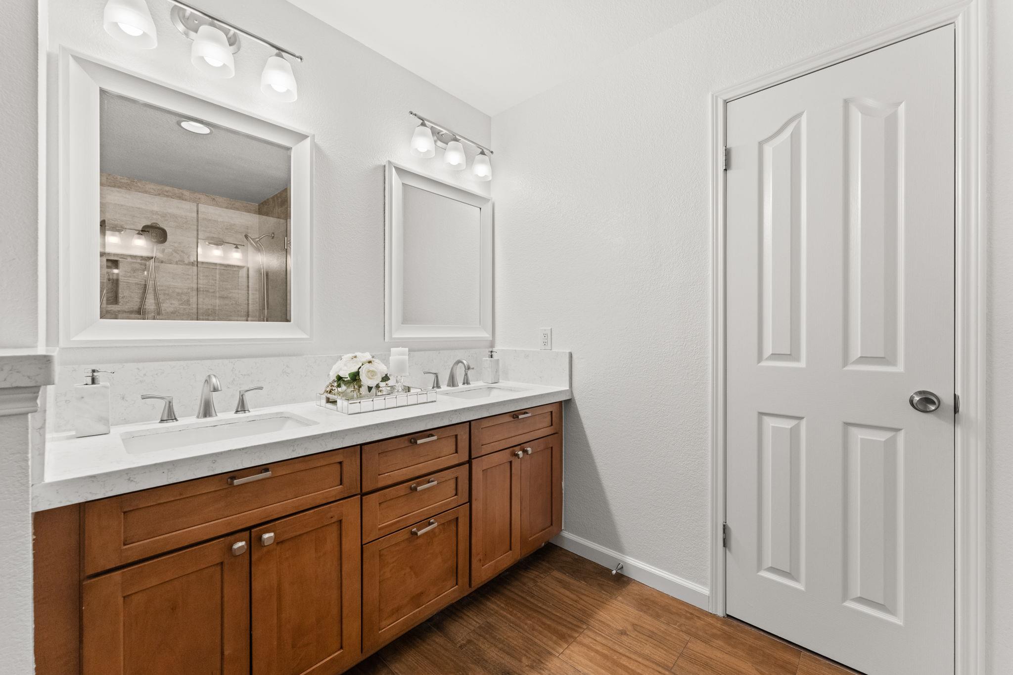 7016 Bending Oak Rd, Austin, TX 78749