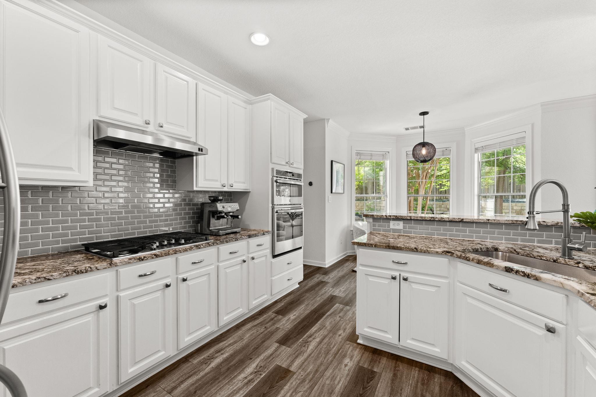 7016 Bending Oak Rd, Austin, TX 78749