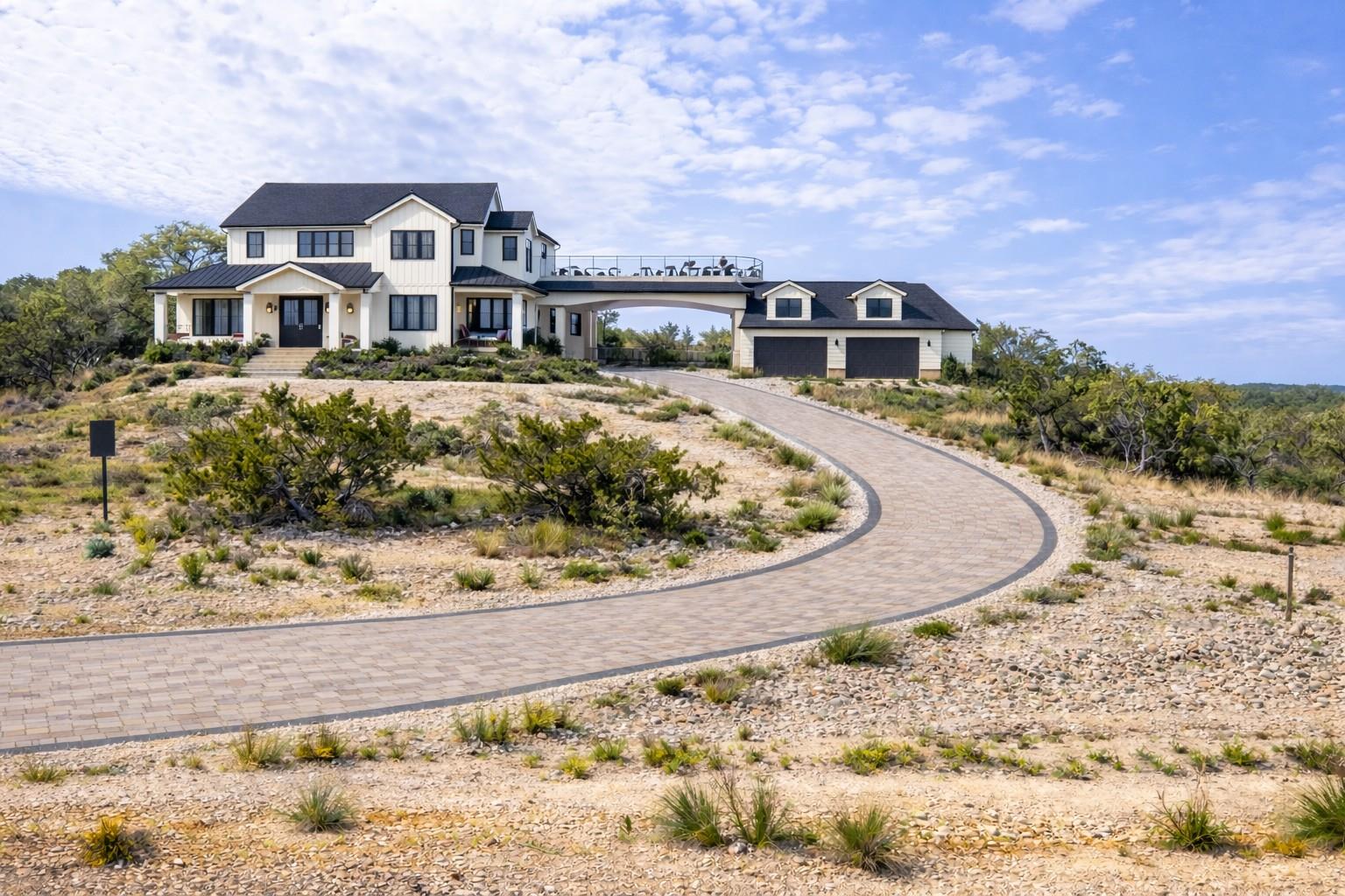 1610 Paradise Pkwy, Canyon Lake, TX 78133