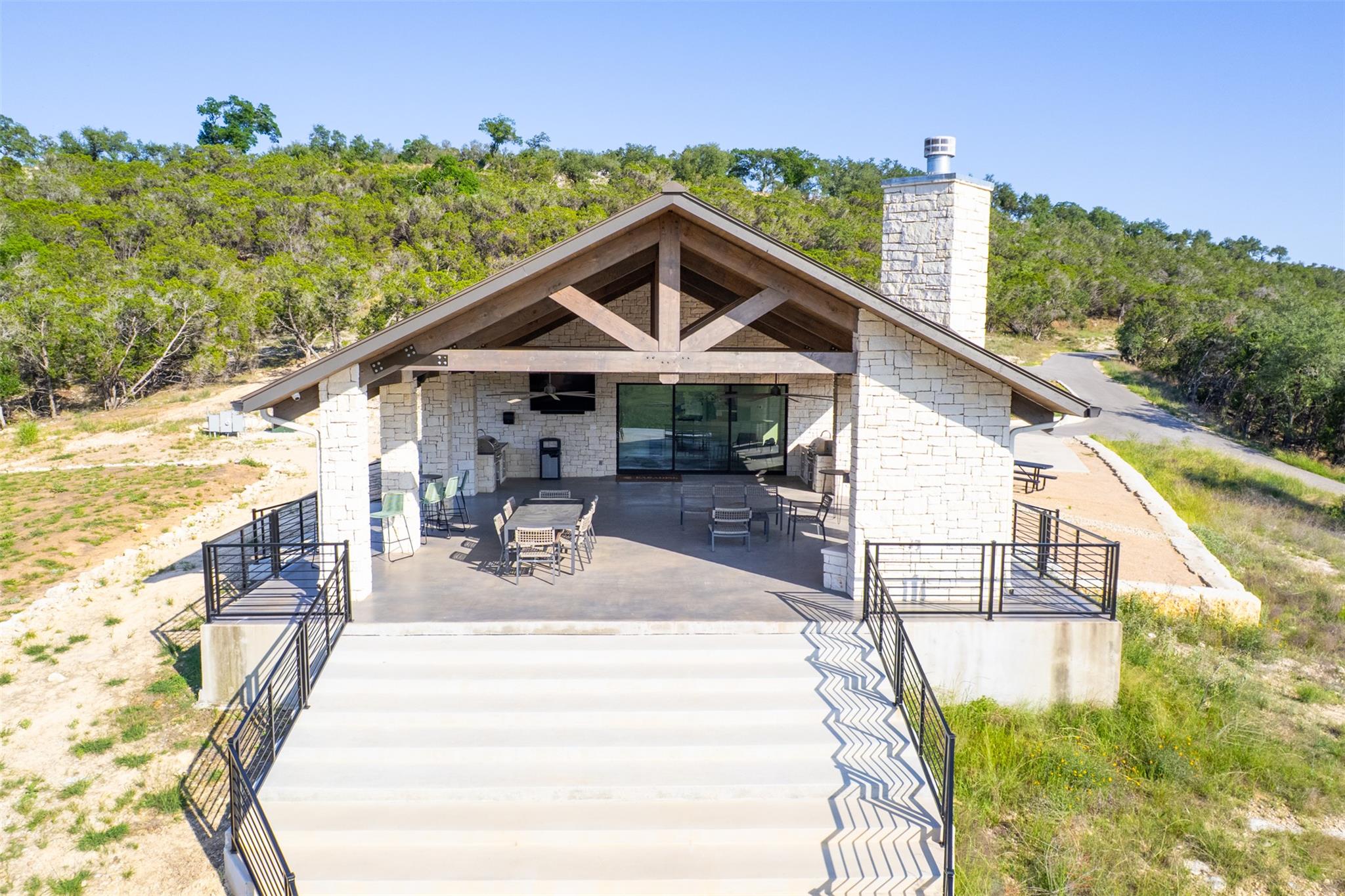 1610 Paradise Pkwy, Canyon Lake, TX 78133