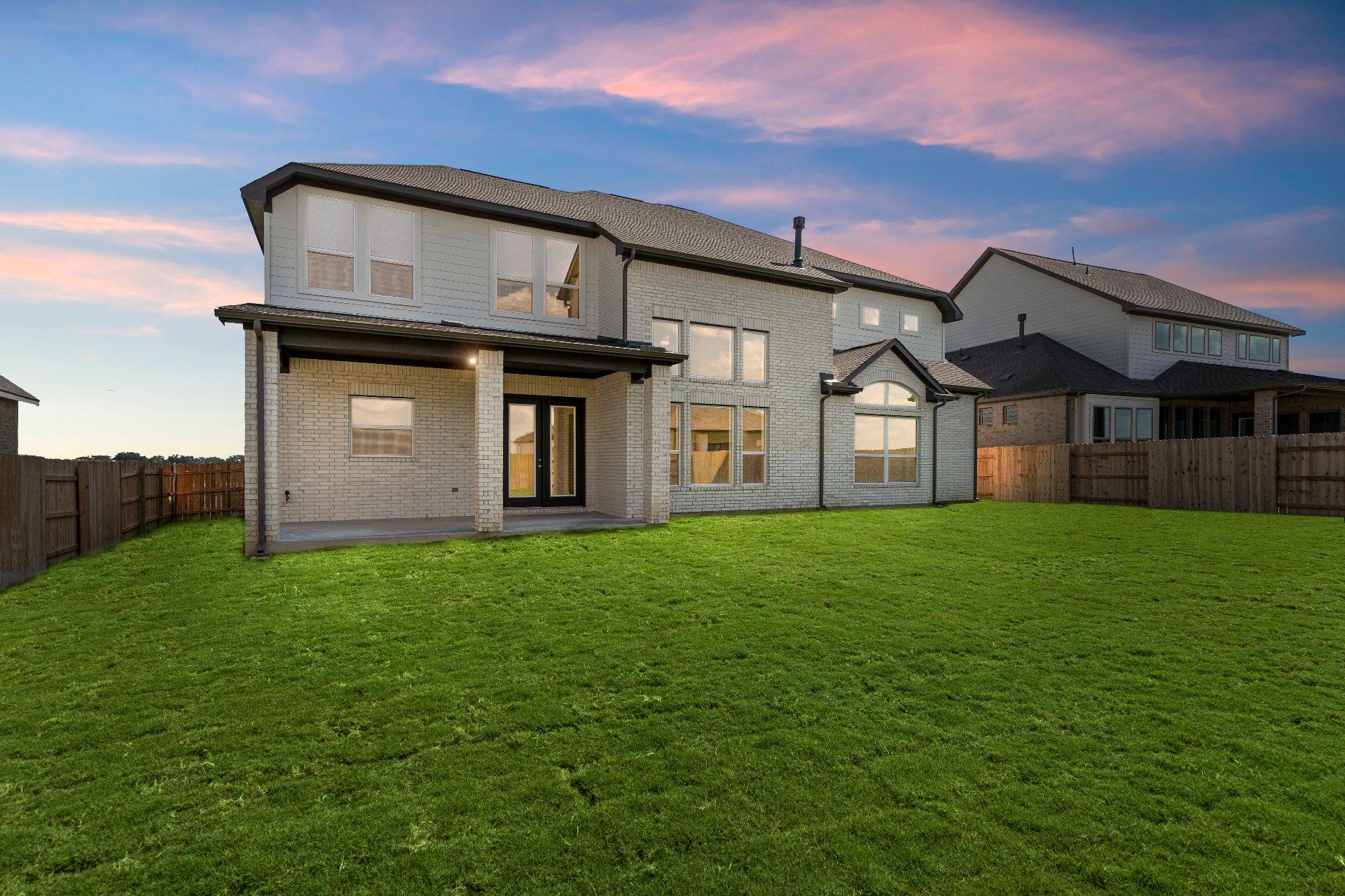 816 S Hemingway Loop, Liberty Hill, TX 78642