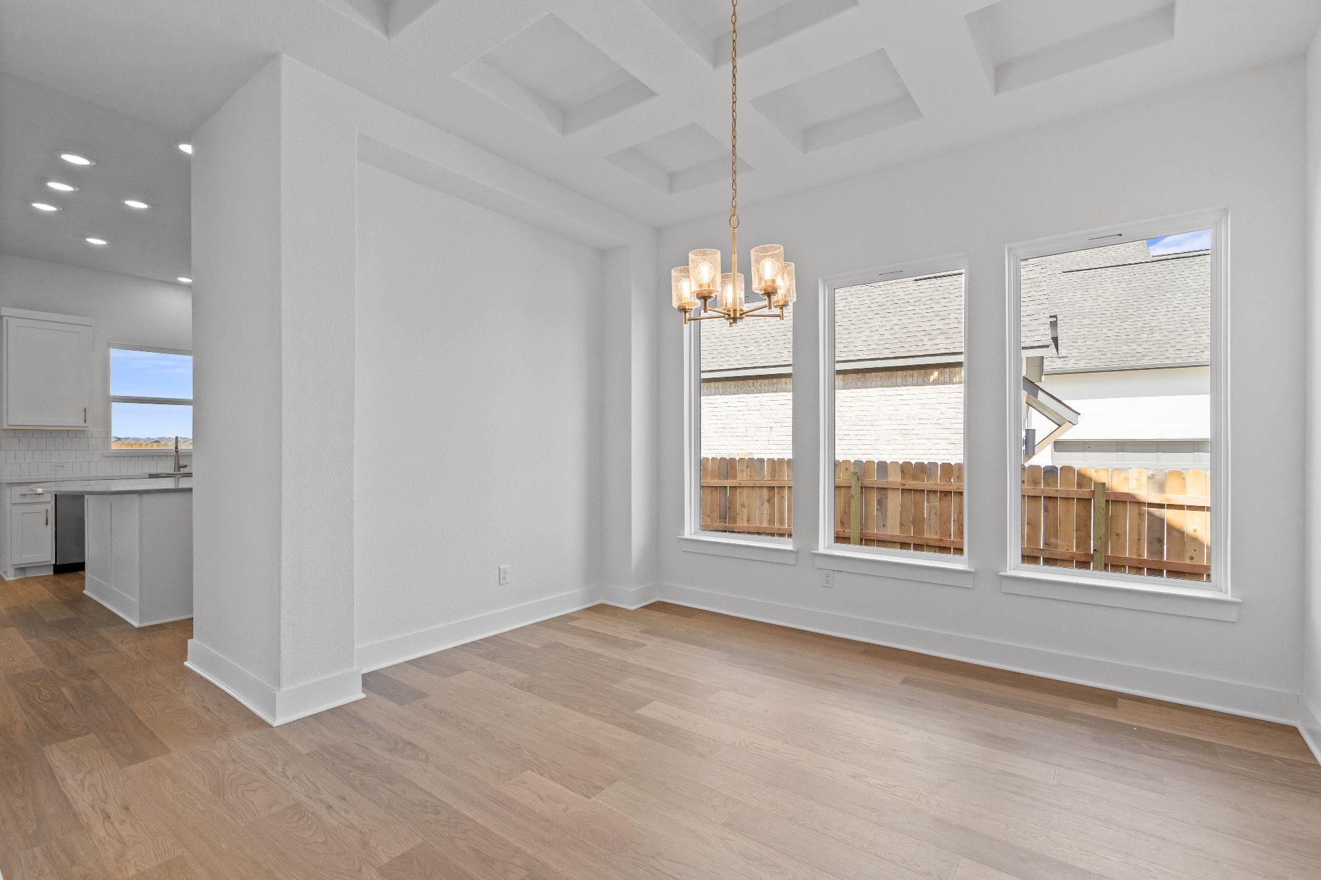 816 S Hemingway Loop, Liberty Hill, TX 78642