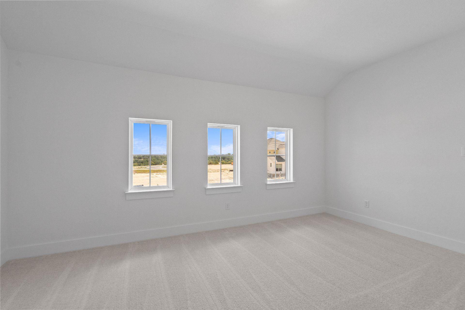 816 S Hemingway Loop, Liberty Hill, TX 78642