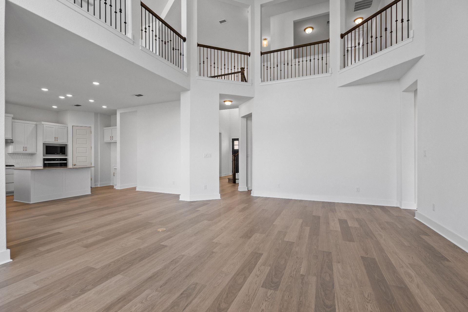 816 S Hemingway Loop, Liberty Hill, TX 78642