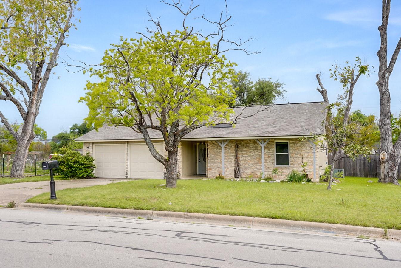 302 Garden Ct, Round Rock, TX 78664