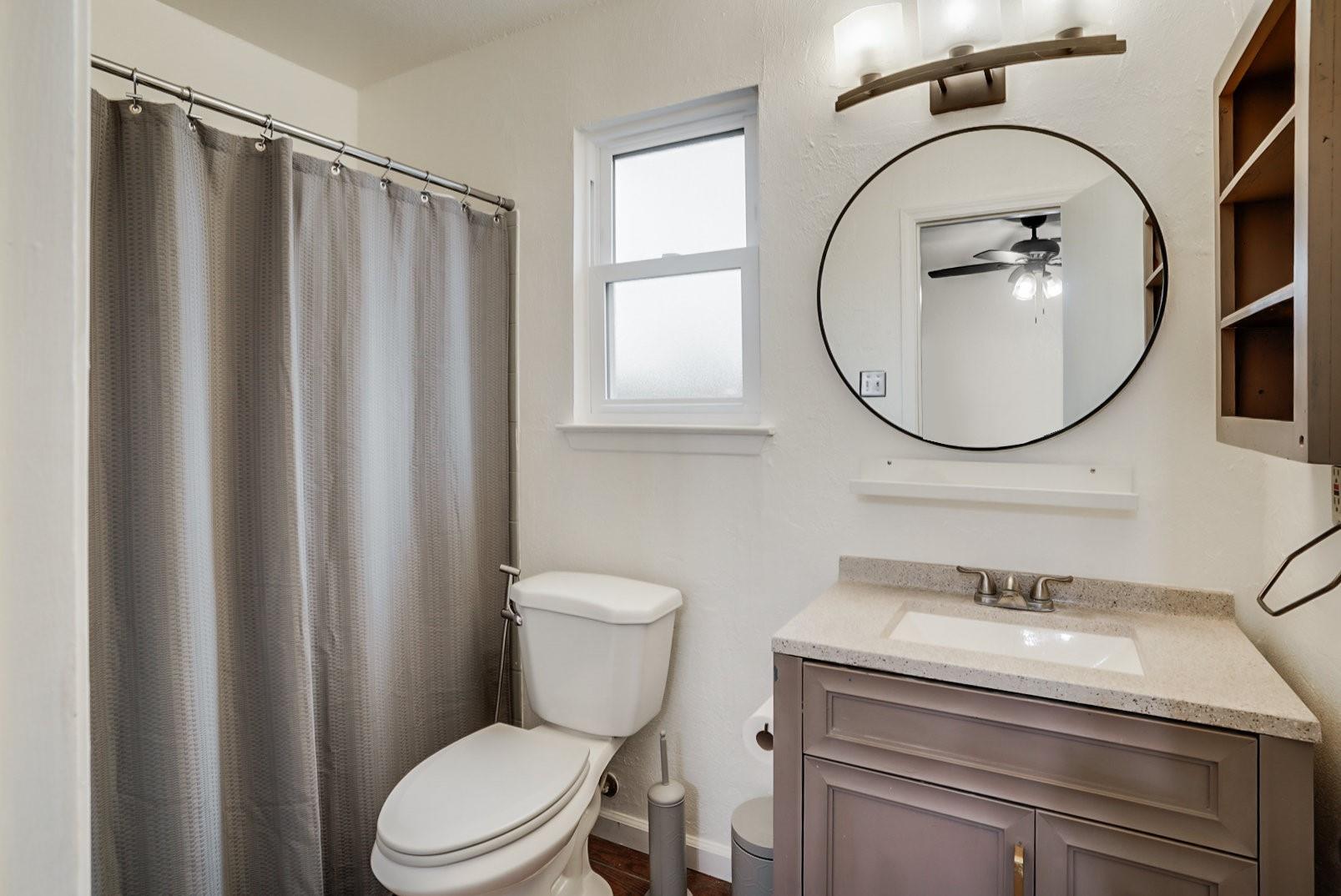 302 Garden Ct, Round Rock, TX 78664