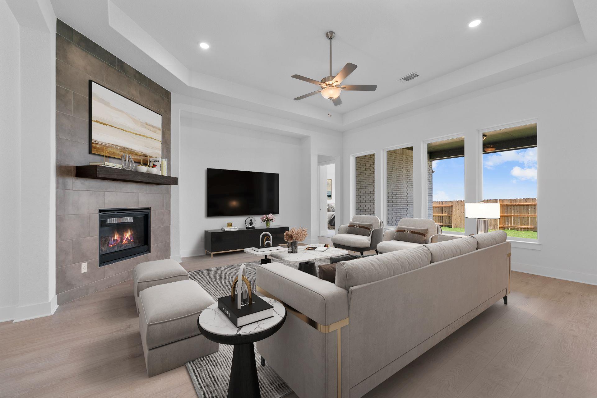 825 S Hemingway Loop, Liberty Hill, TX 78642