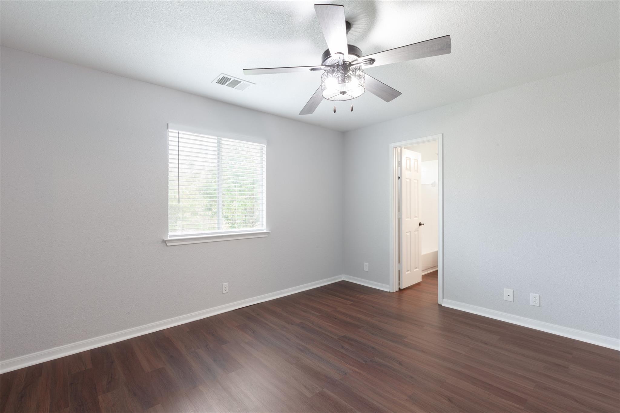 305 Goddard, Kyle, TX 78640