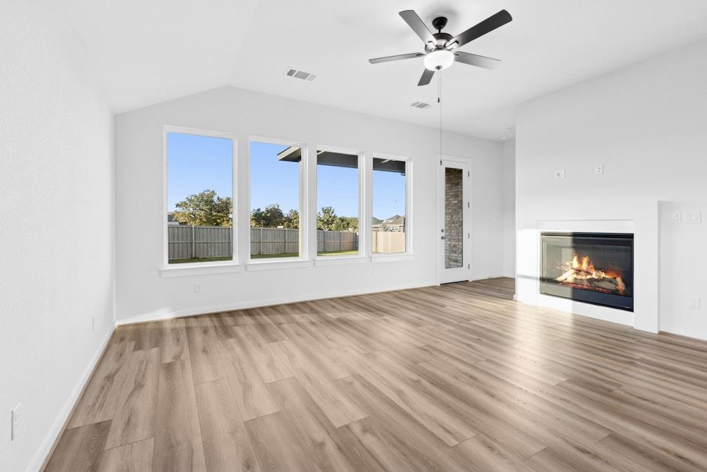 112 Big Pine Creek Ln, Bastrop, TX 78602