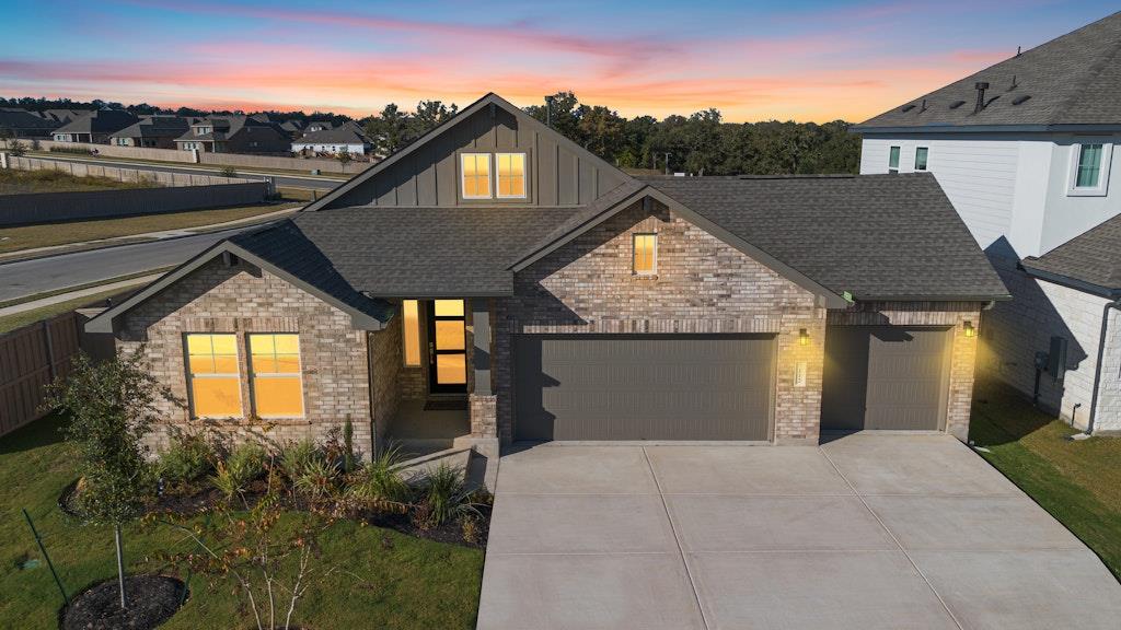 112 Big Pine Creek Ln, Bastrop, TX 78602