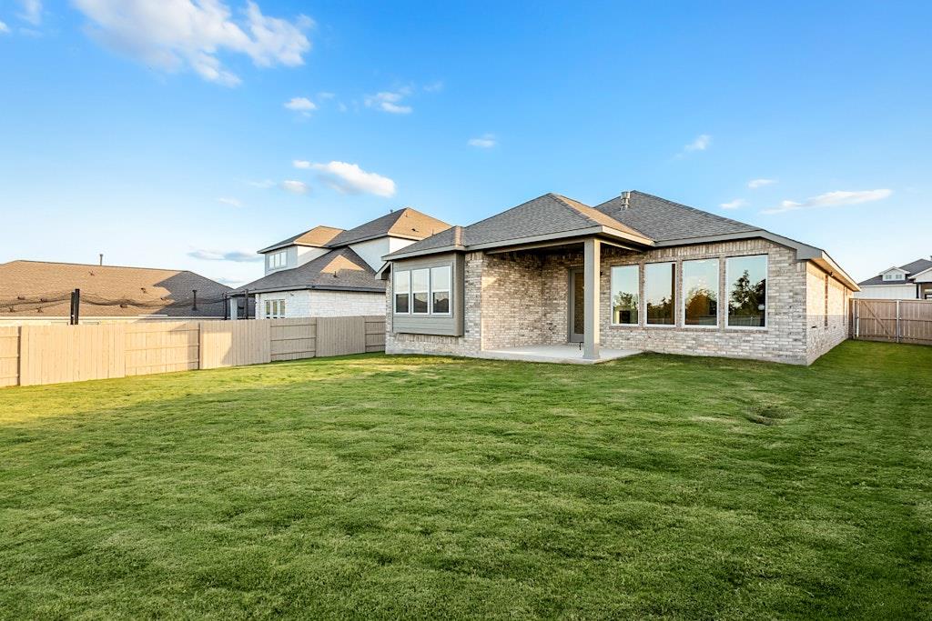 112 Big Pine Creek Ln, Bastrop, TX 78602